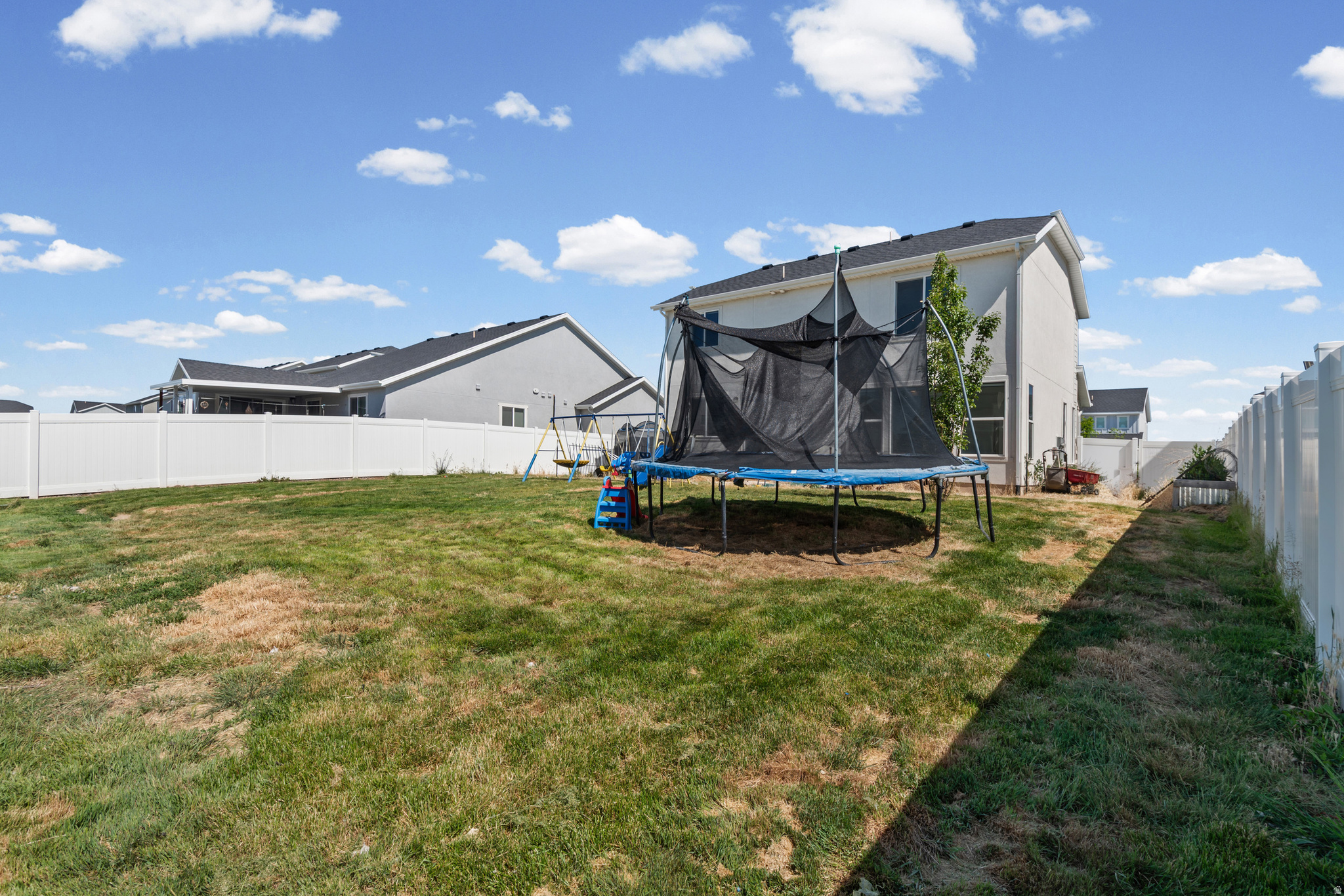 THE FIELDS - Residential