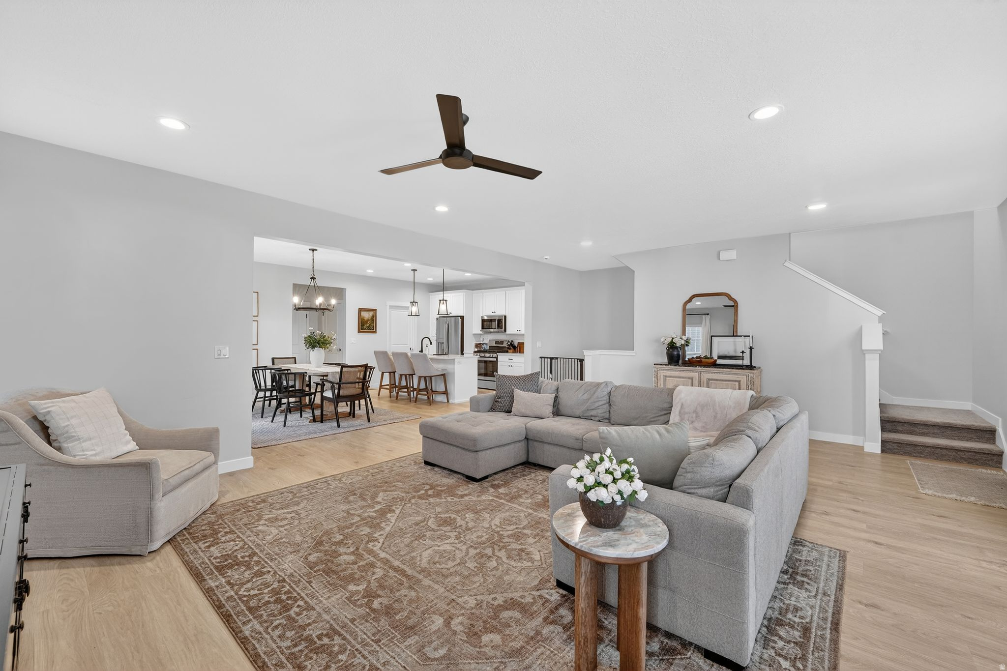 HILL FARMS - Residential