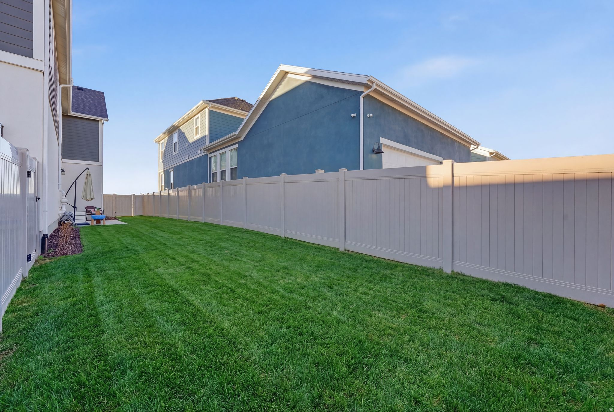 HILL FARMS - Residential