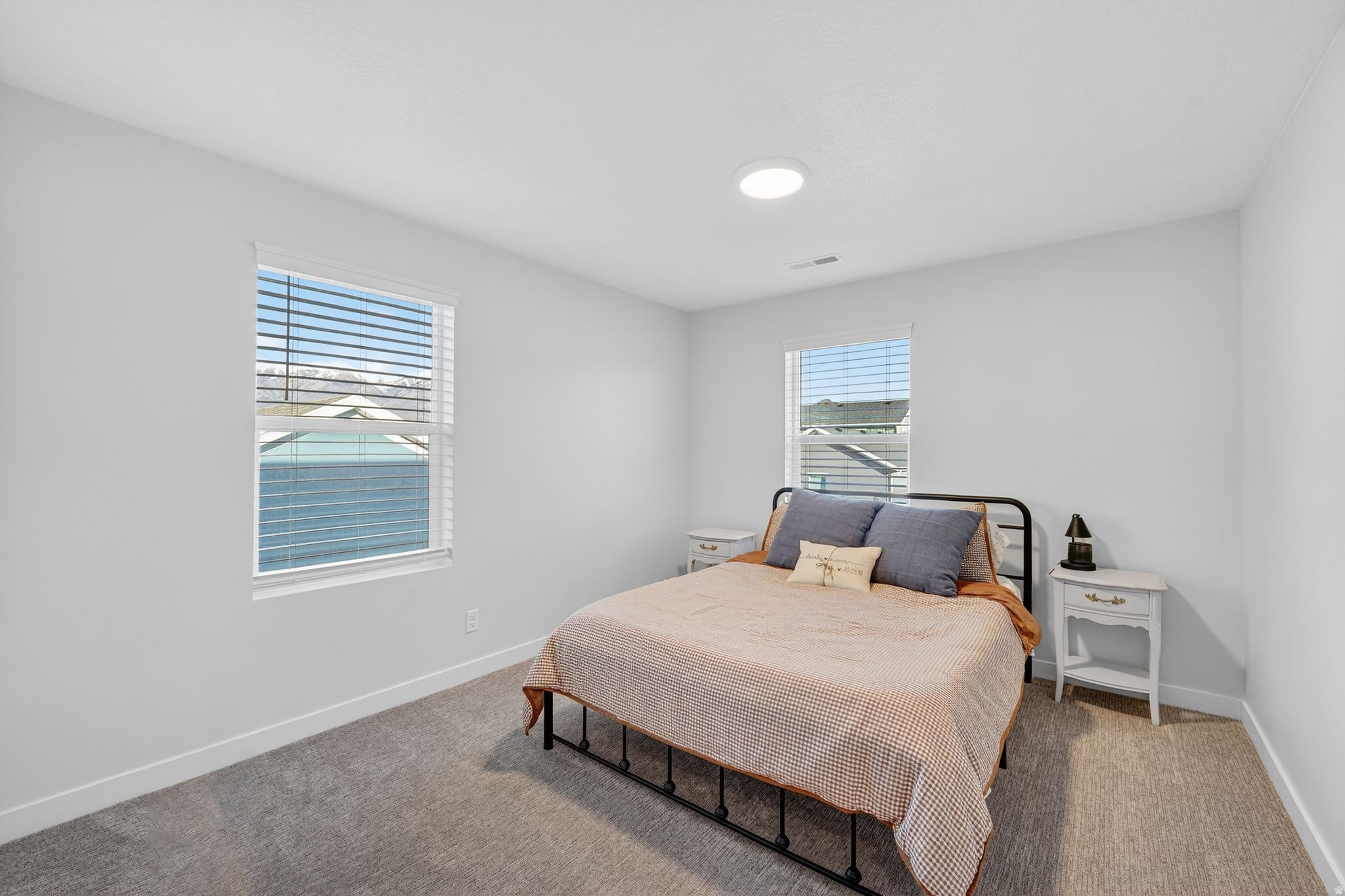 HILL FARMS - Residential