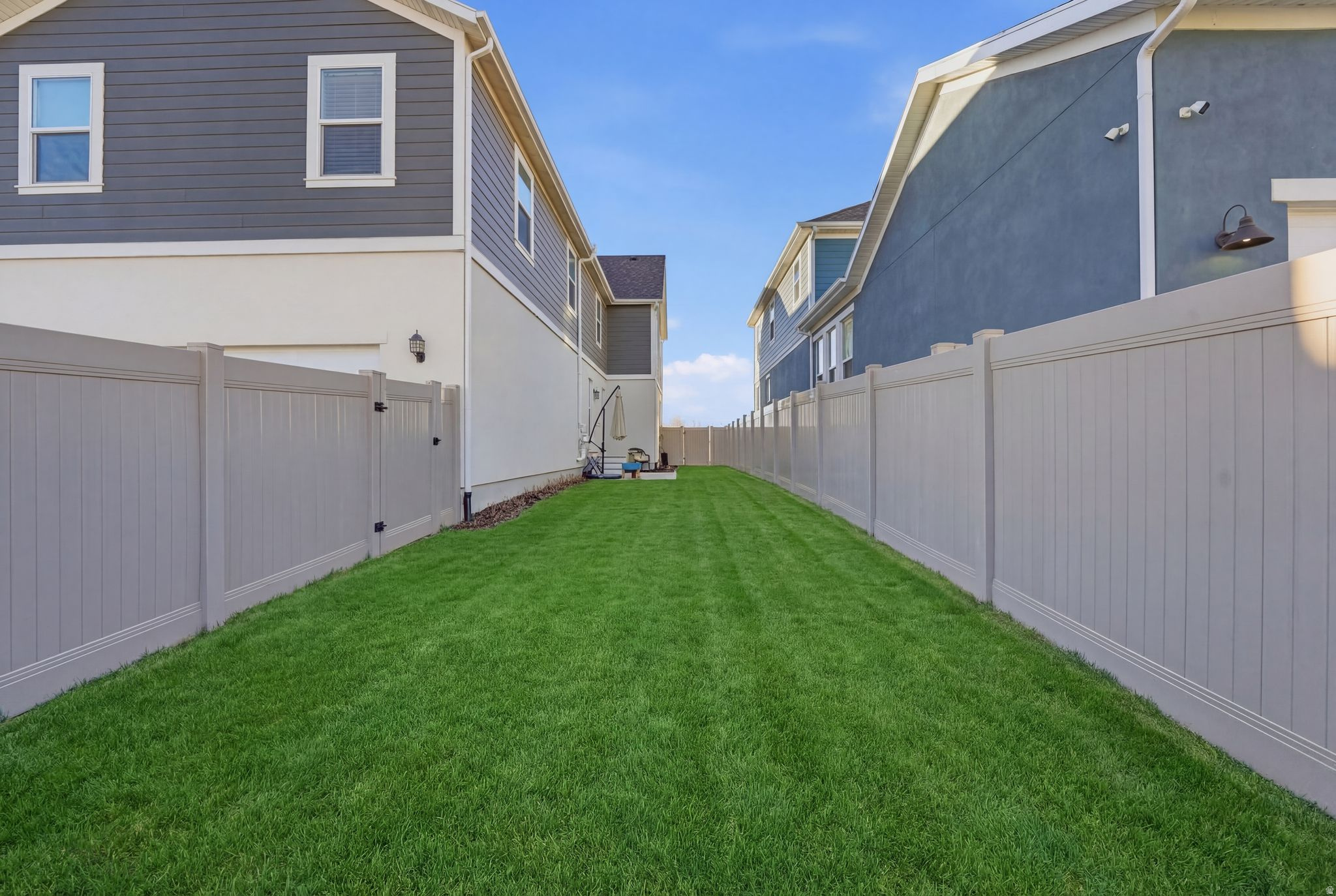 HILL FARMS - Residential