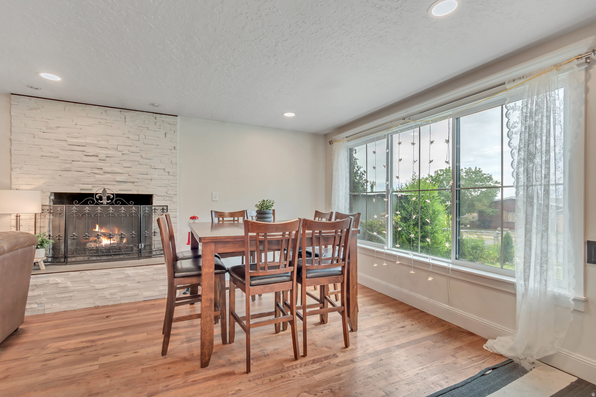 BONNEVILLE HEIGHTS - Residential