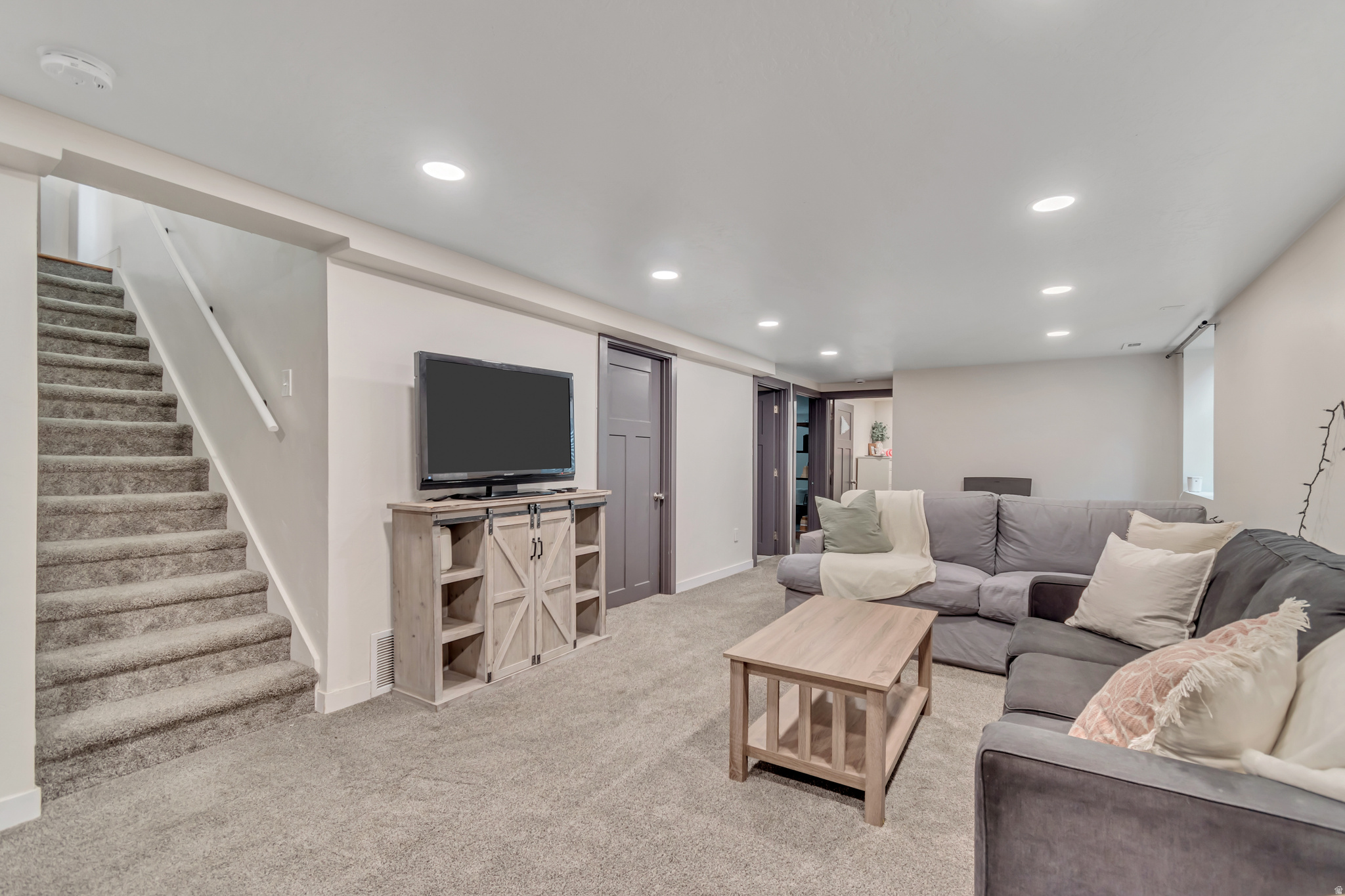 BONNEVILLE HEIGHTS - Residential