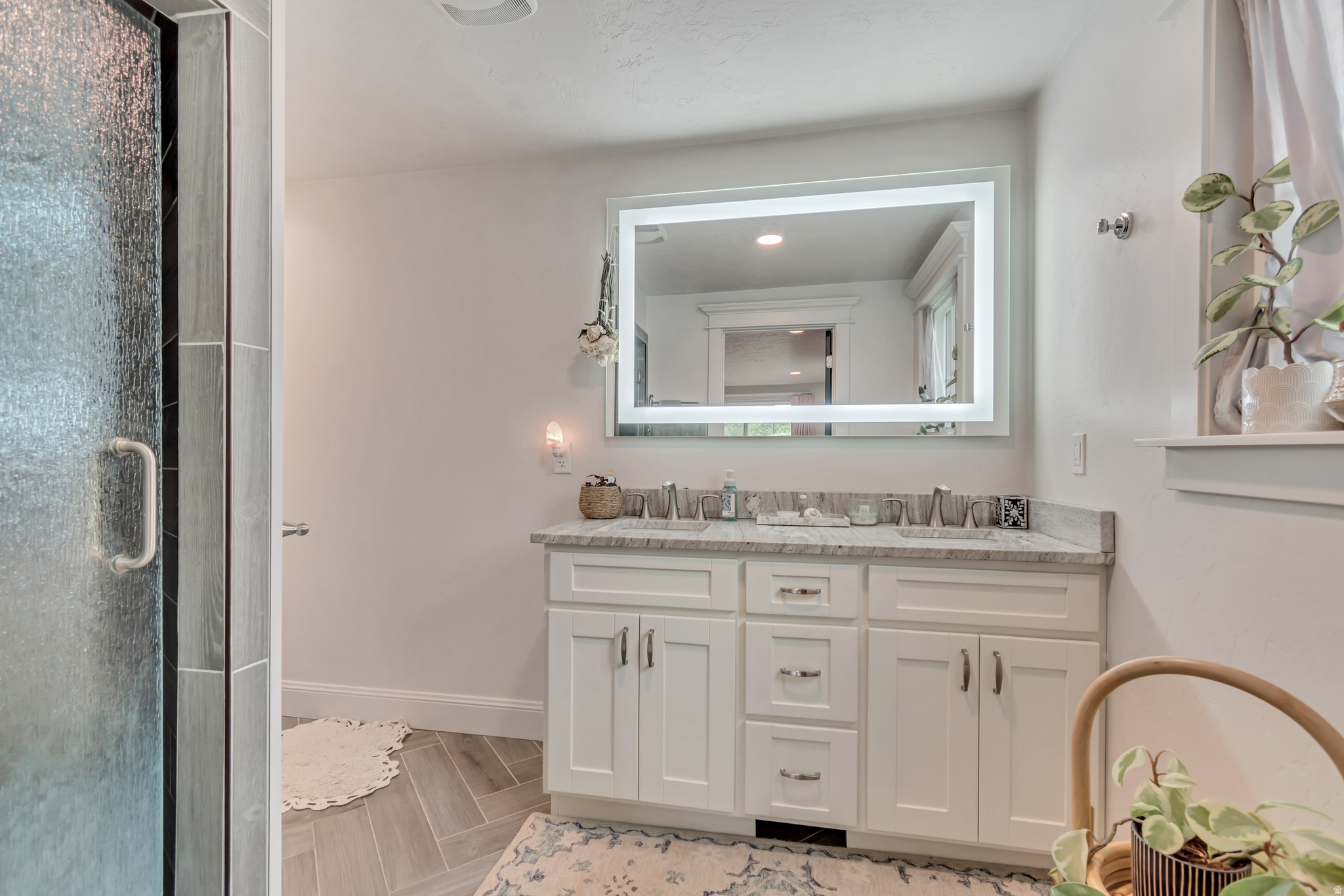 BONNEVILLE HEIGHTS - Residential