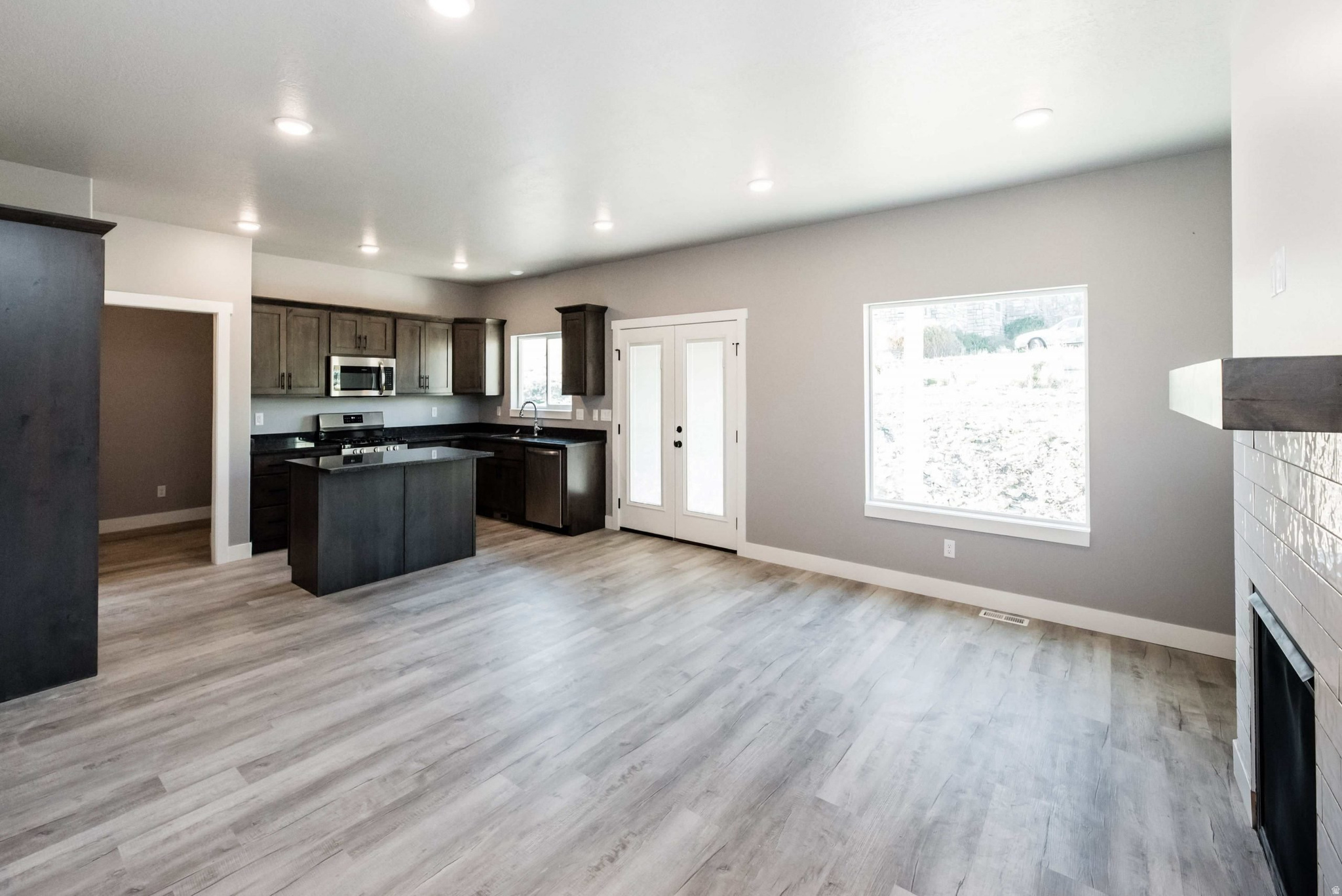 MOUNT STERLING FARMS - Residential