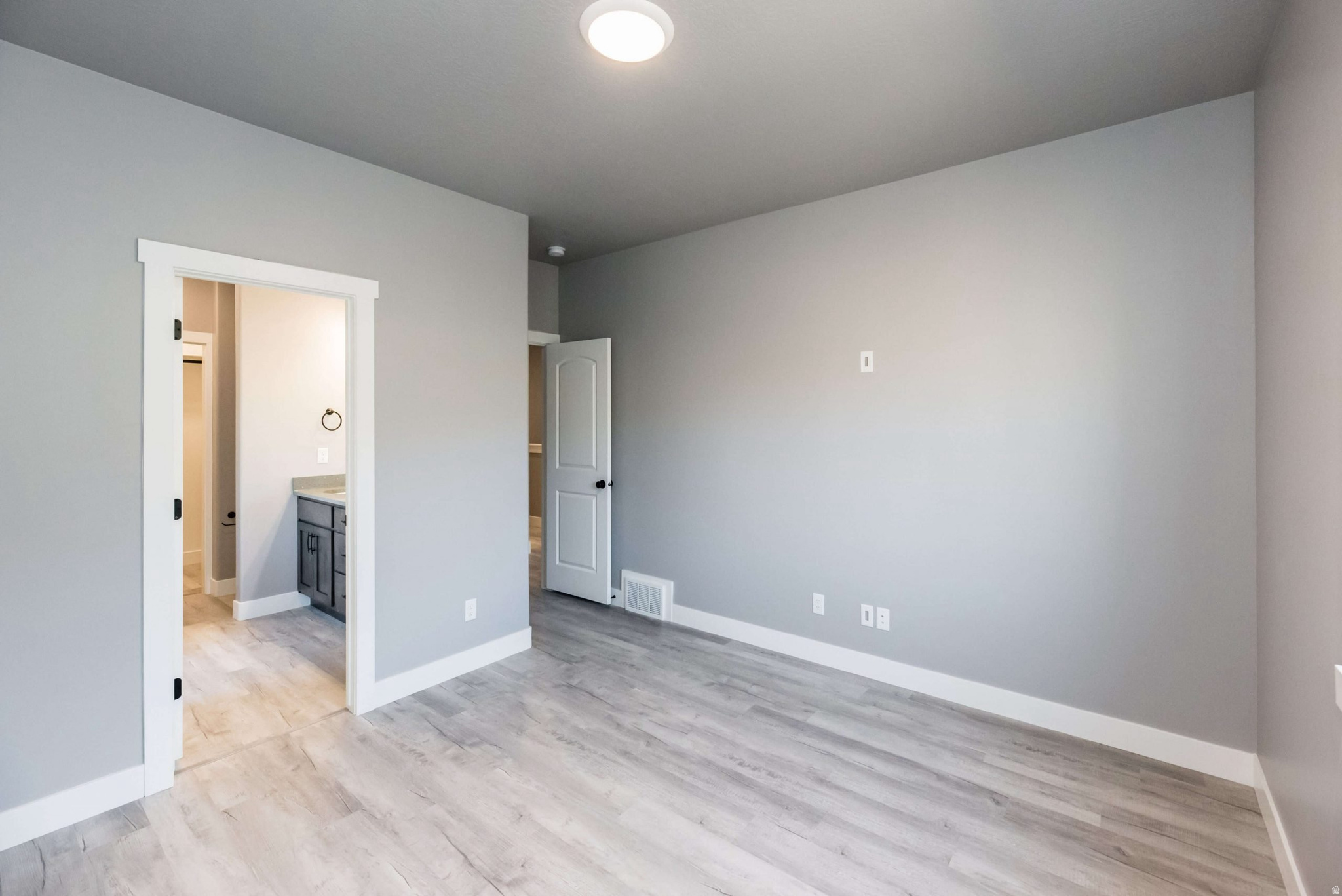 MOUNT STERLING FARMS - Residential