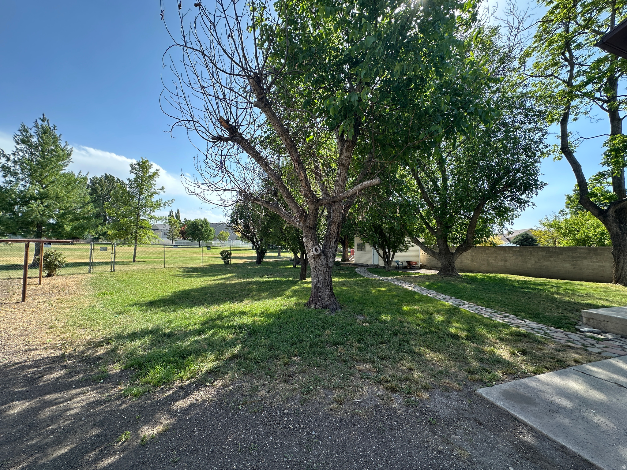 SPRING CREEK ESTATES - Residential