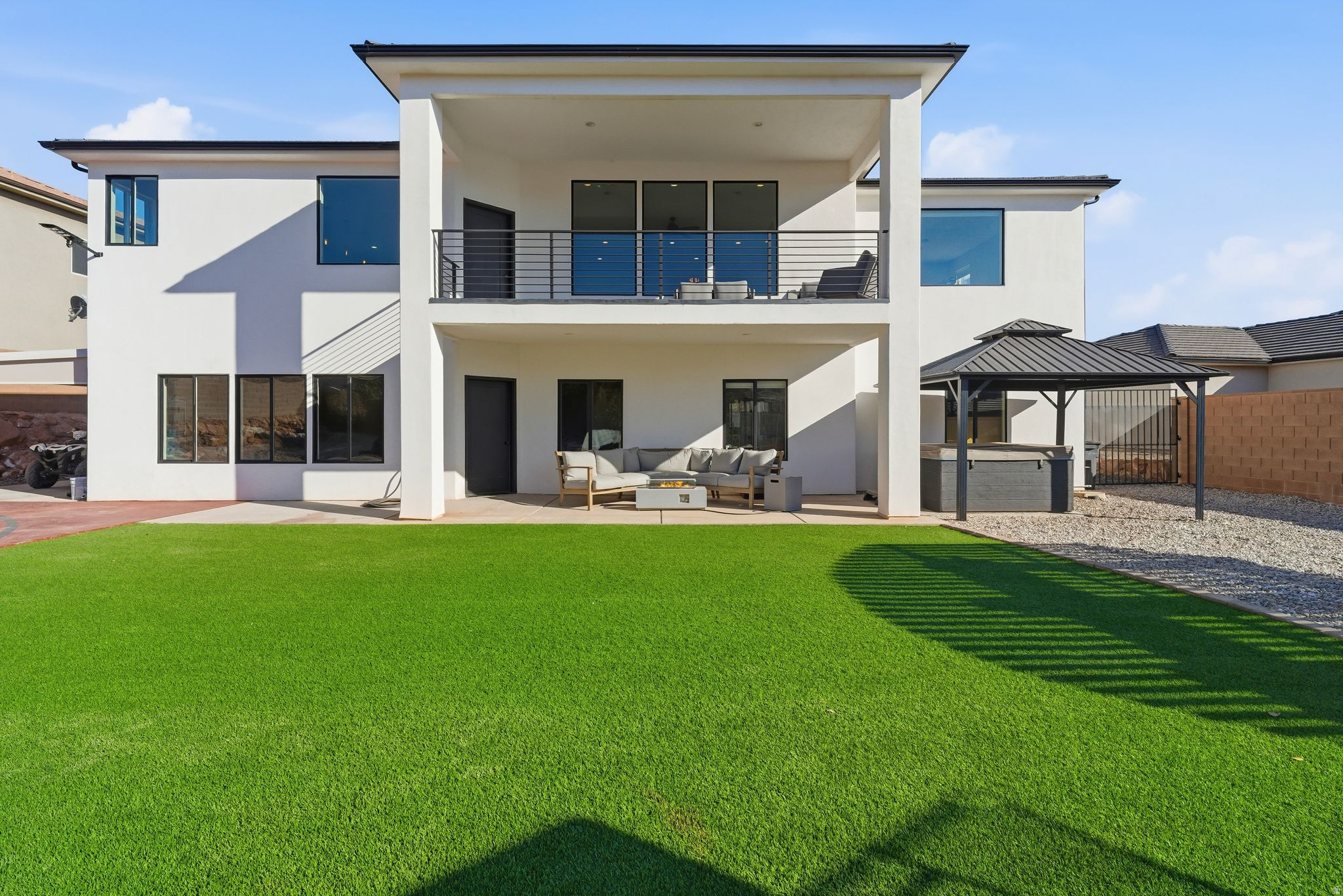 RED CLIFFS PARK ESTATES - Residential