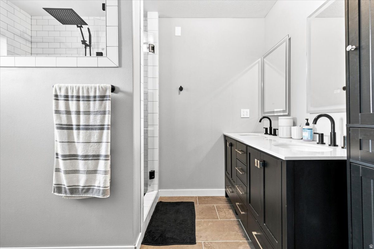 EAST POINTE ESTATES - Residential