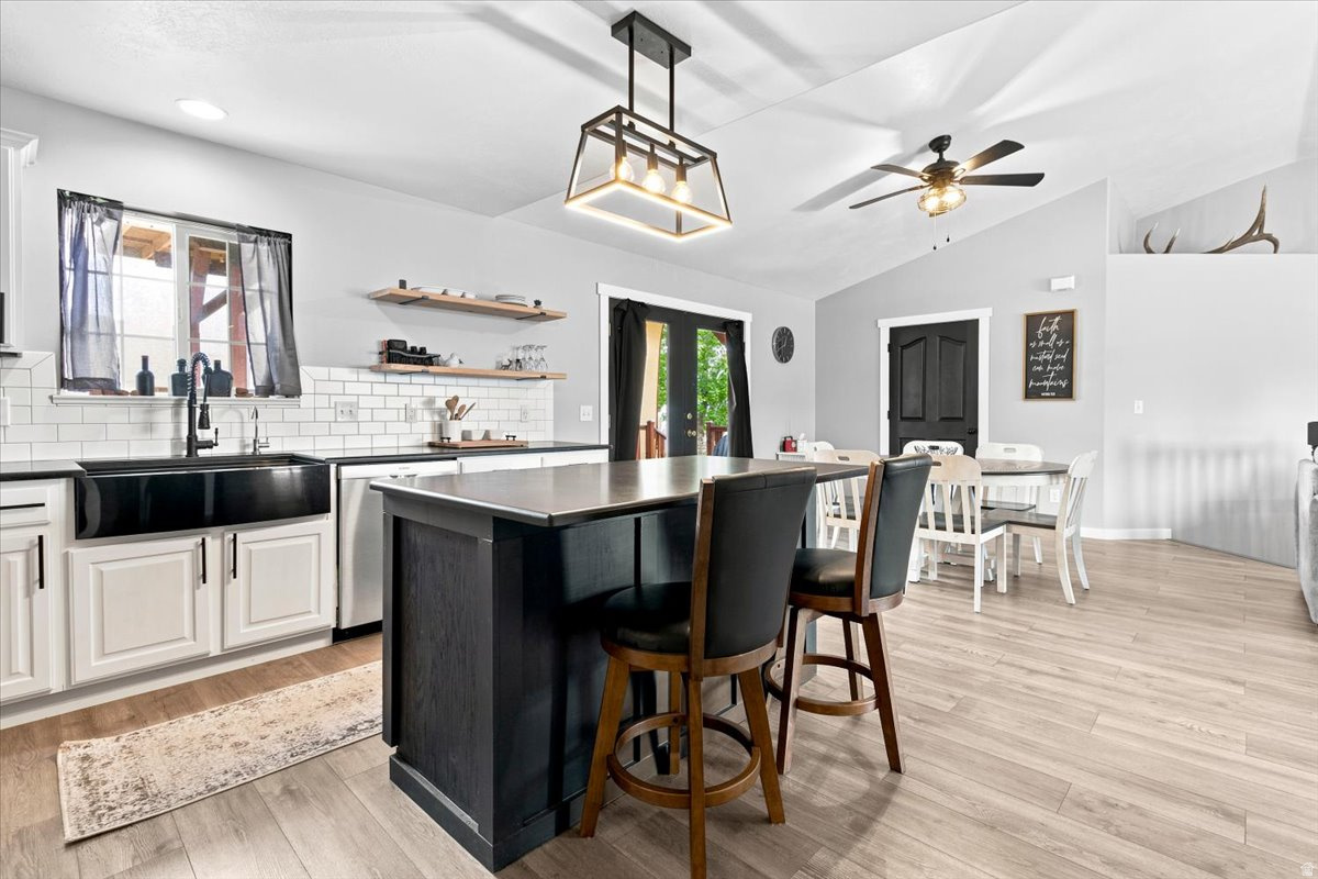 EAST POINTE ESTATES - Residential