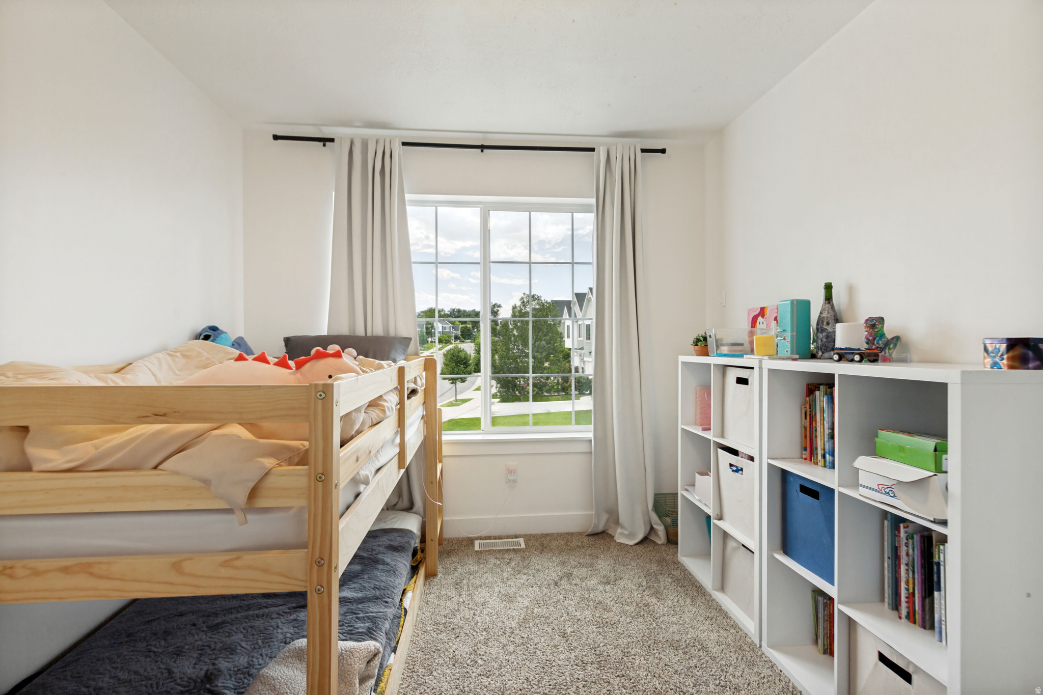 VILLAGES ON WINCHESTER - Residential