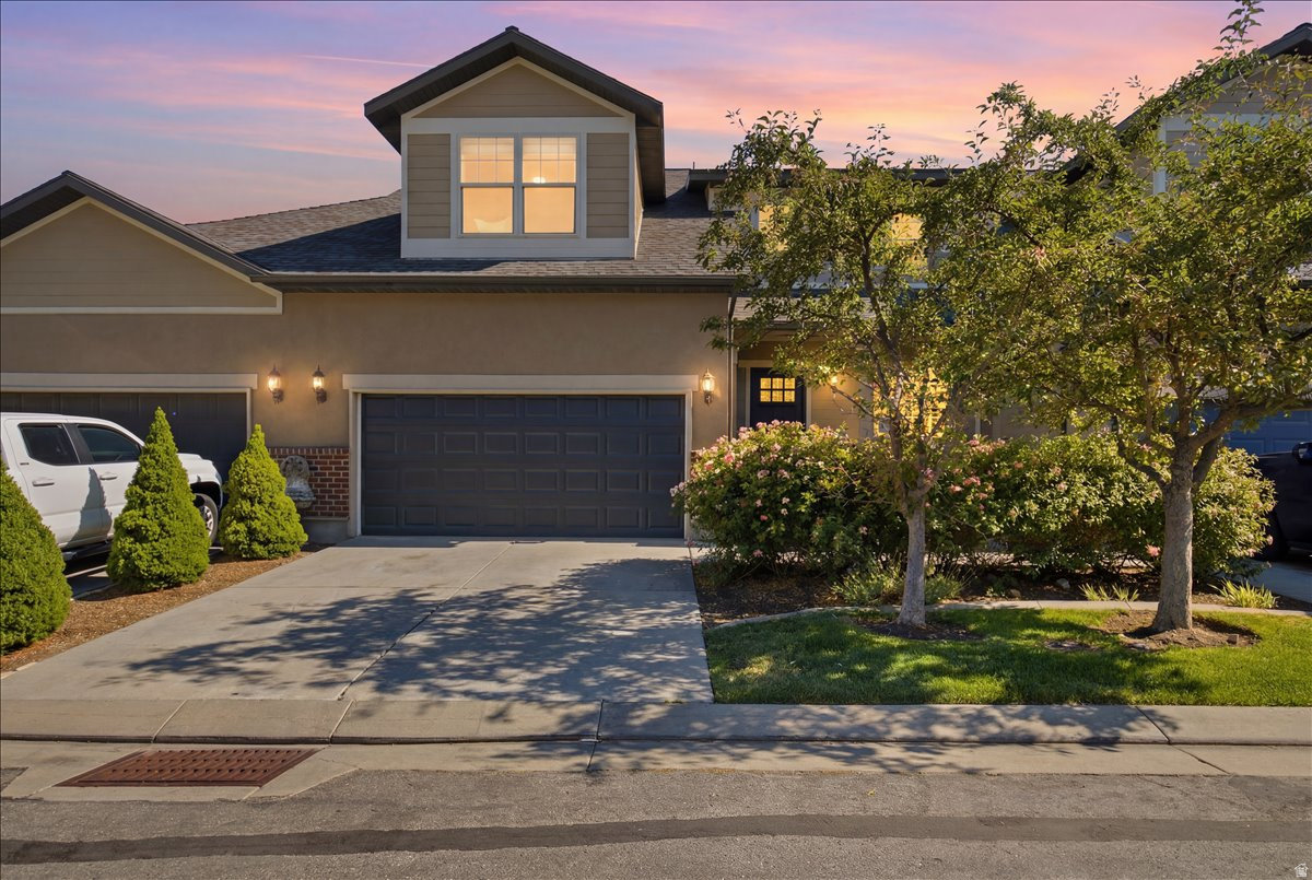TOWNS AT IVORY HIGHLANDS - Residential