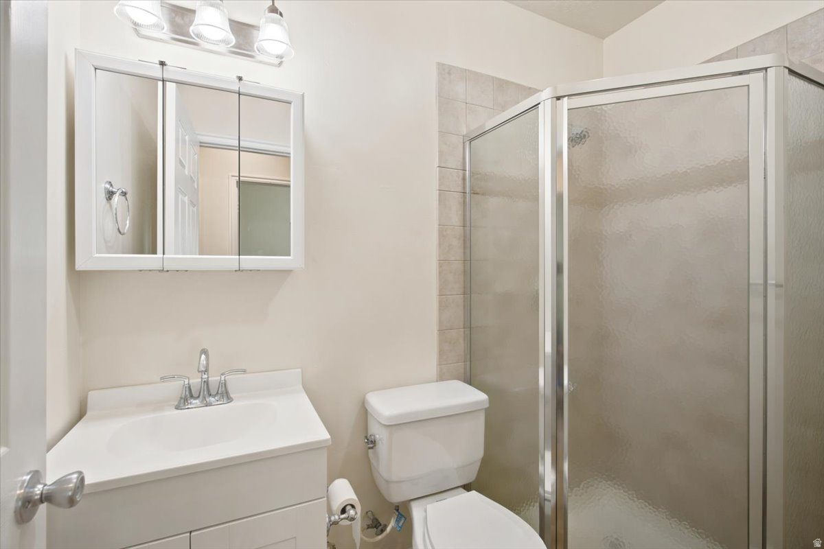 TOWNS AT IVORY HIGHLANDS - Residential