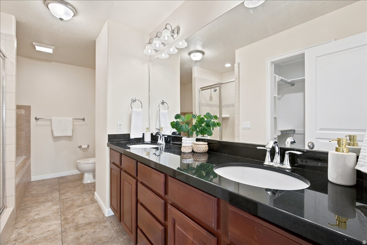 TOWNS AT IVORY HIGHLANDS - Residential