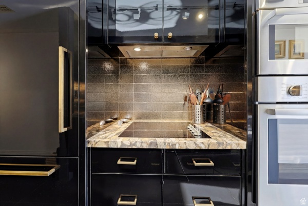 BONNEVILLE TOWER - Residential