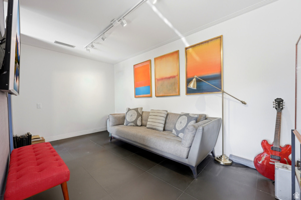 BONNEVILLE TOWER - Residential