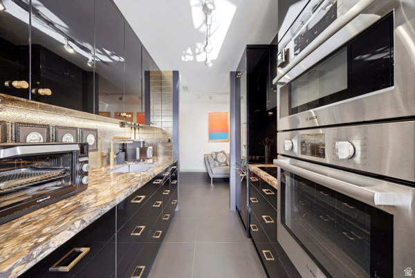 BONNEVILLE TOWER - Residential