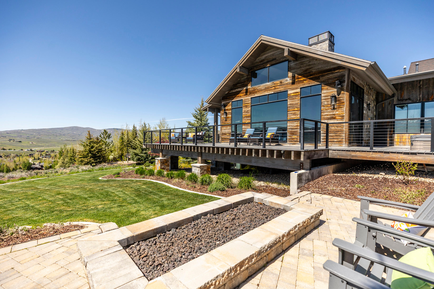 MOUNTAIN RANCH ESTATES - Residential