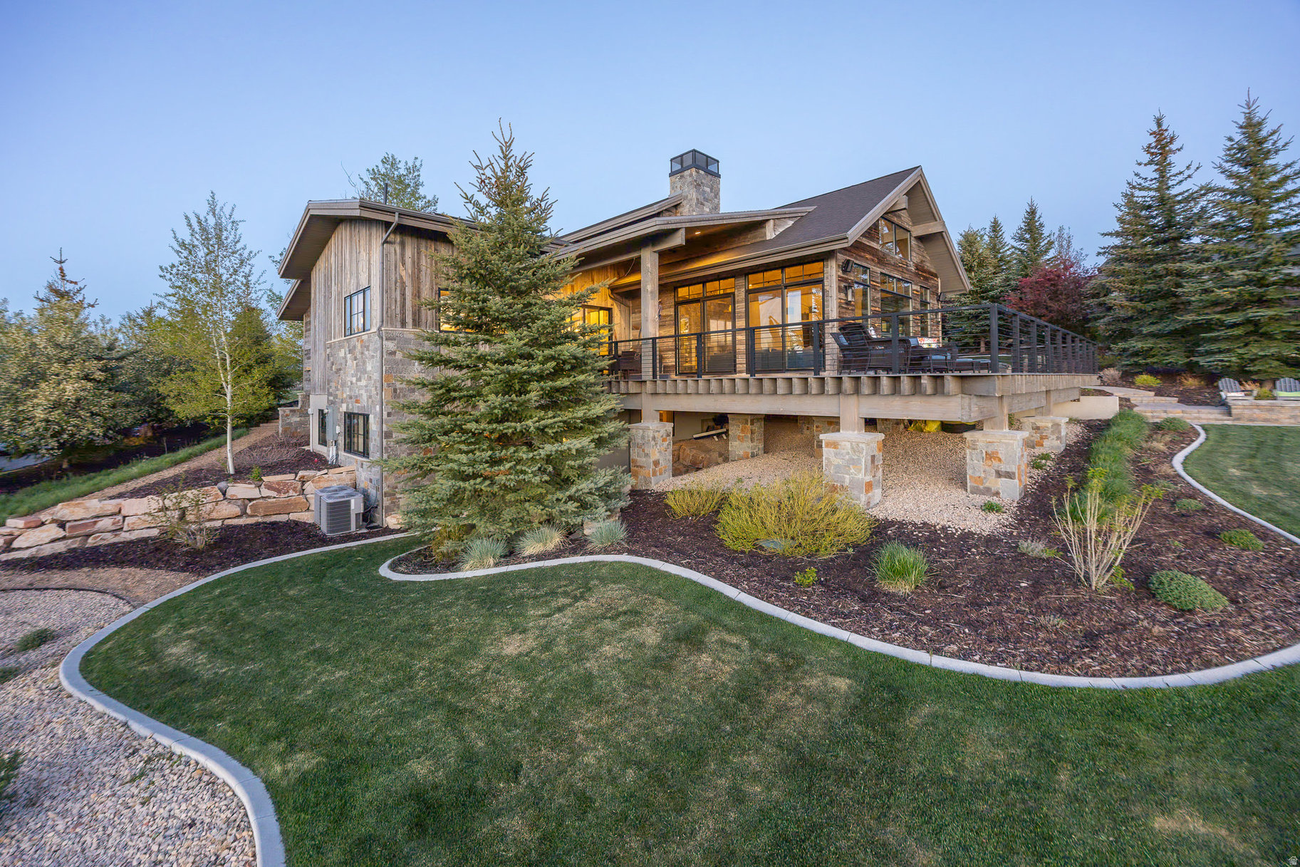 MOUNTAIN RANCH ESTATES - Residential