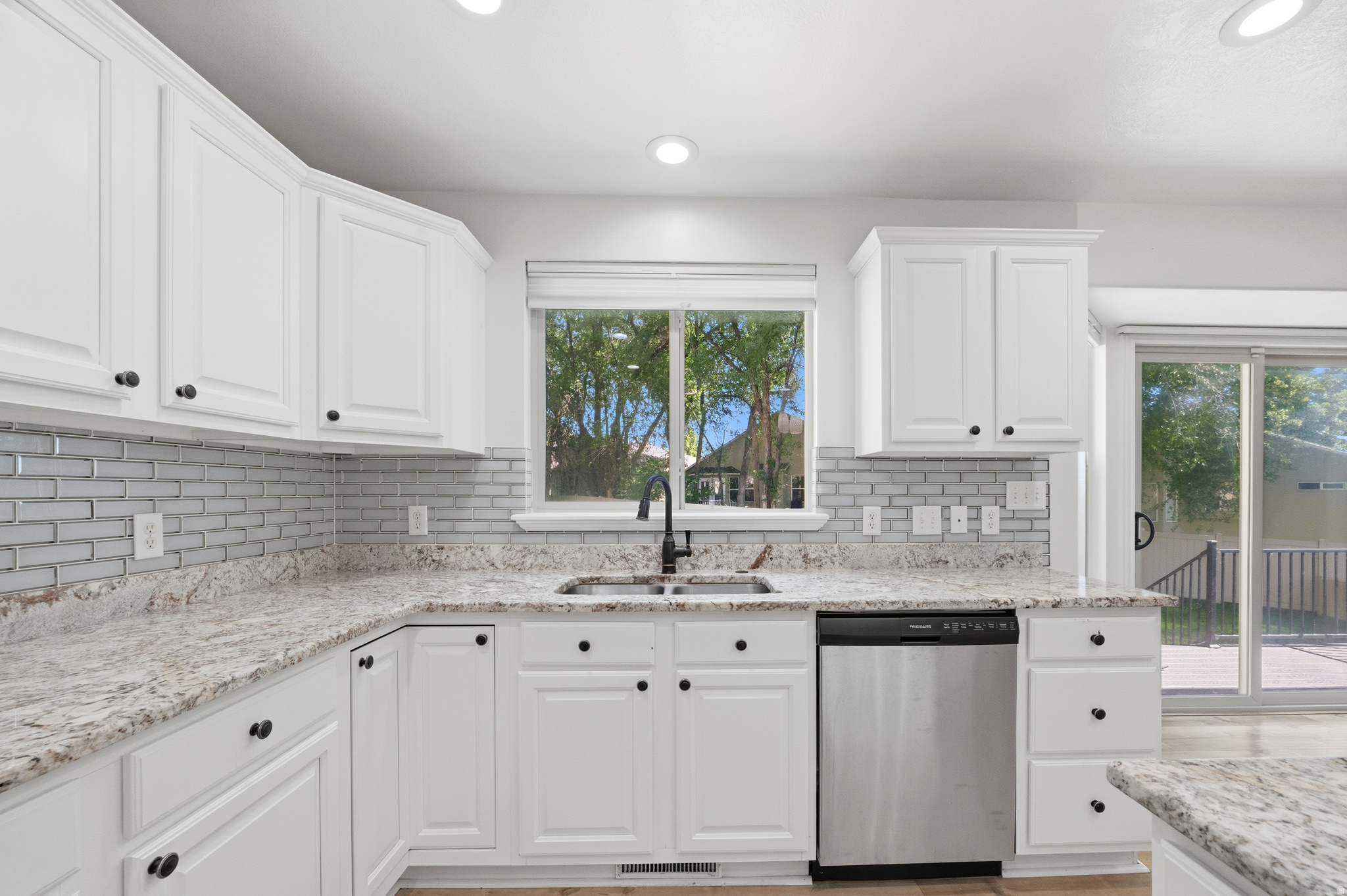 CINNAMON RIDGE - Residential