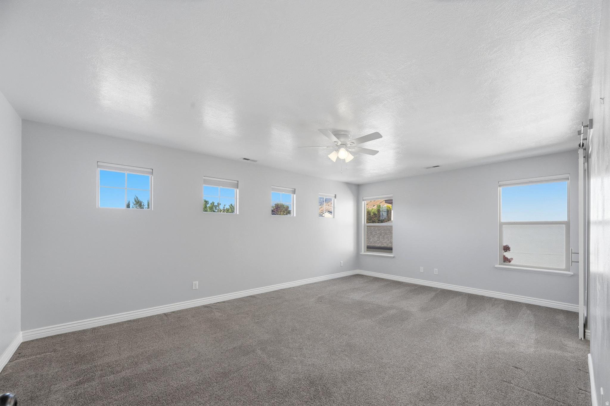 CINNAMON RIDGE - Residential