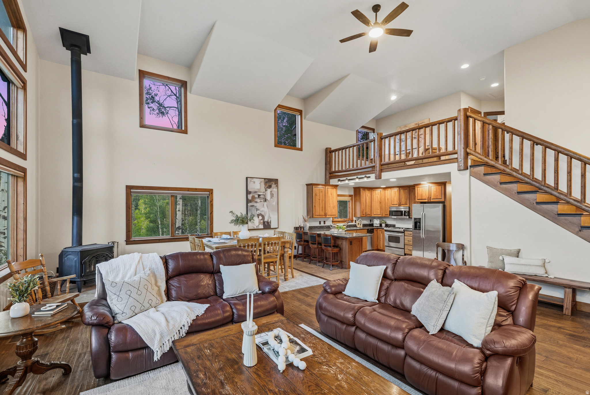 PINE MEADOWS - Residential
