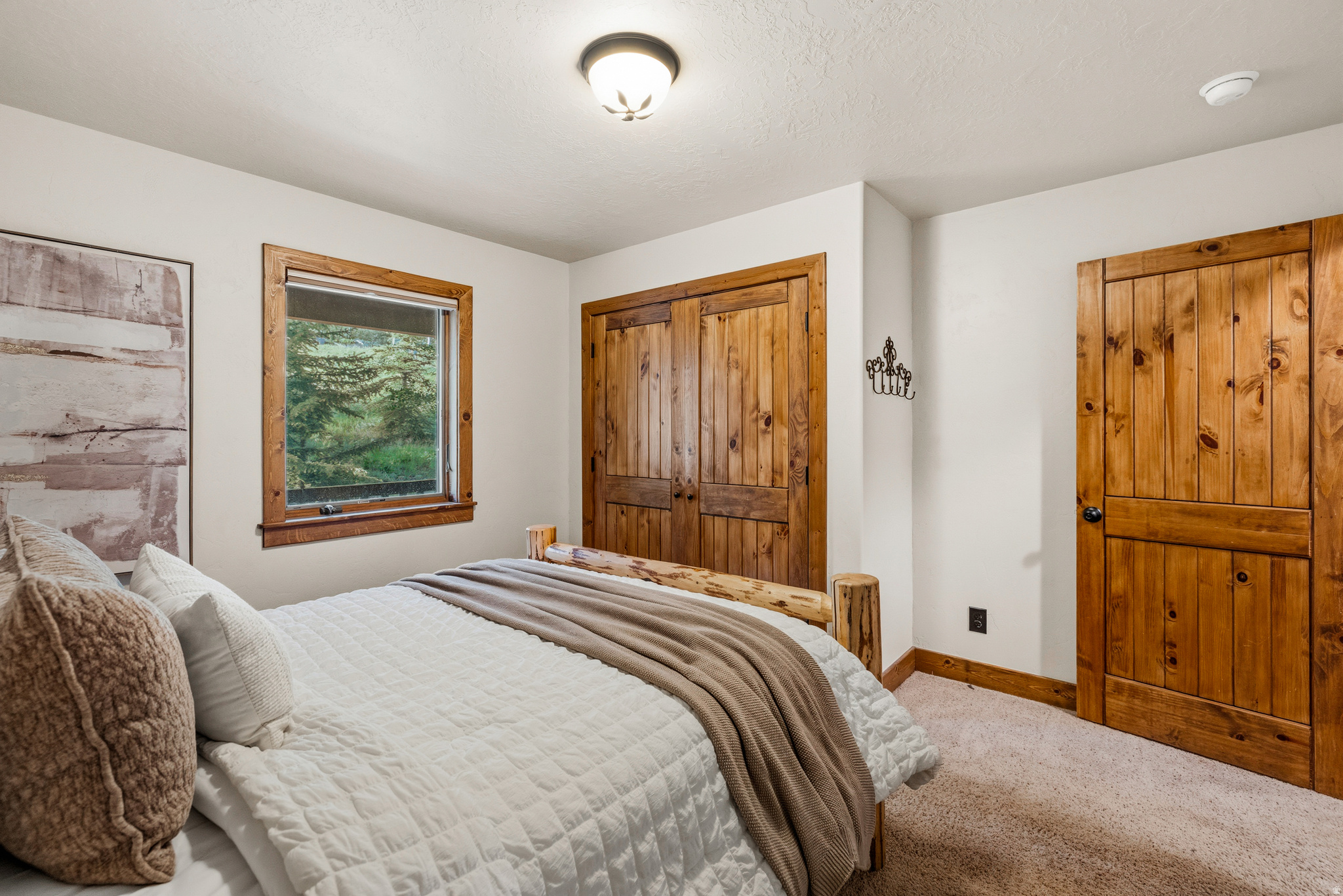 PINE MEADOWS - Residential
