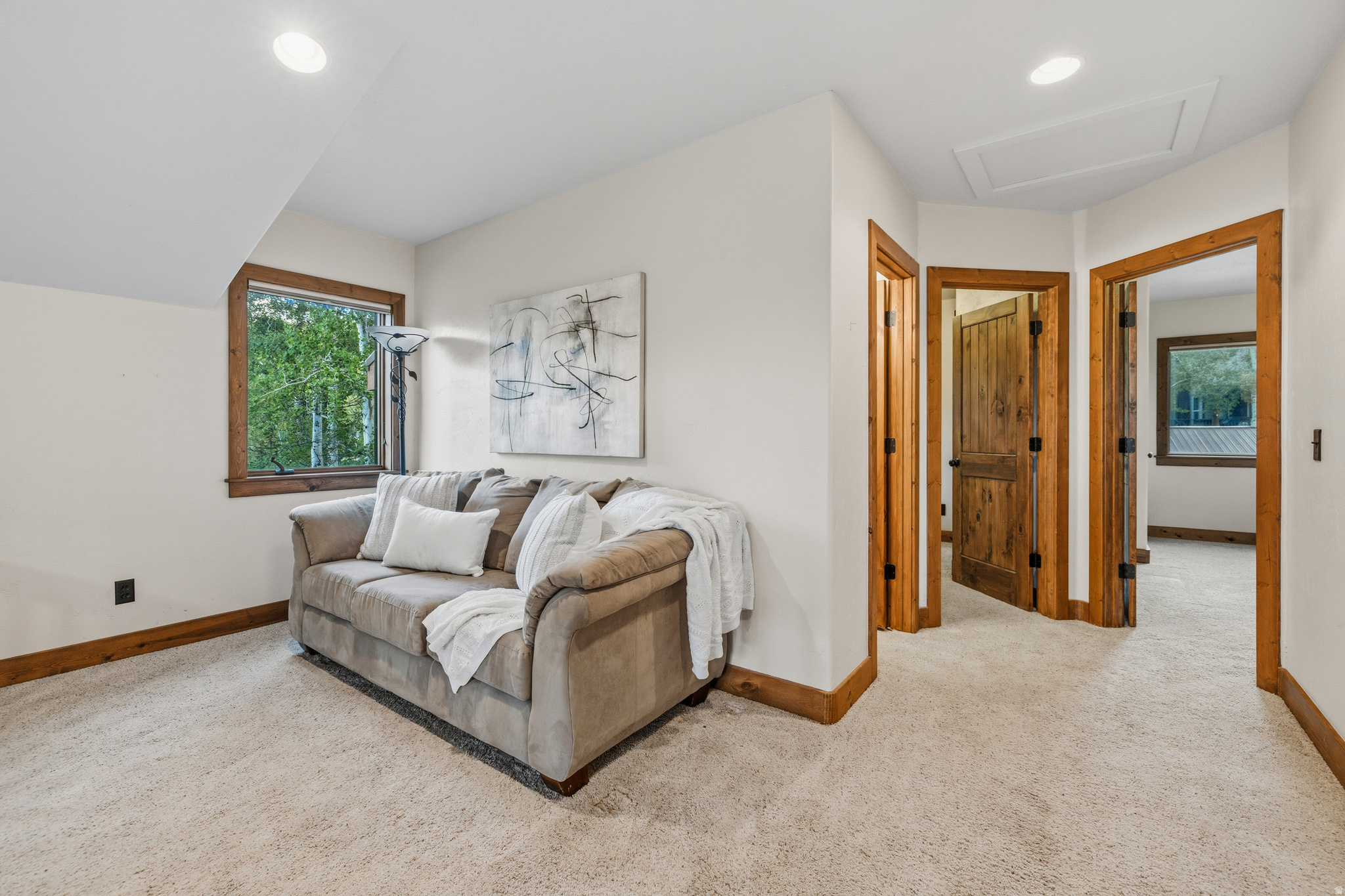 PINE MEADOWS - Residential