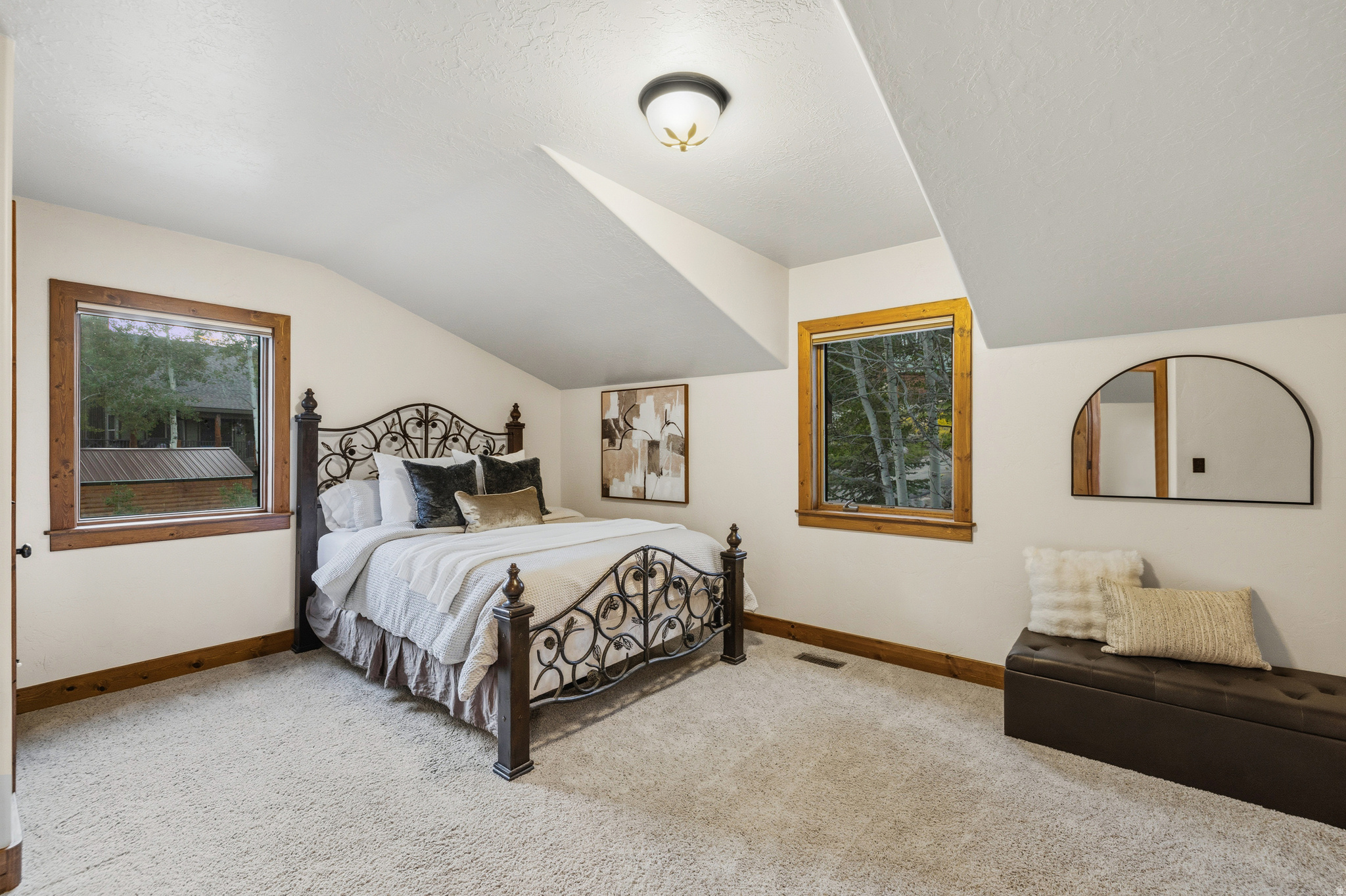 PINE MEADOWS - Residential