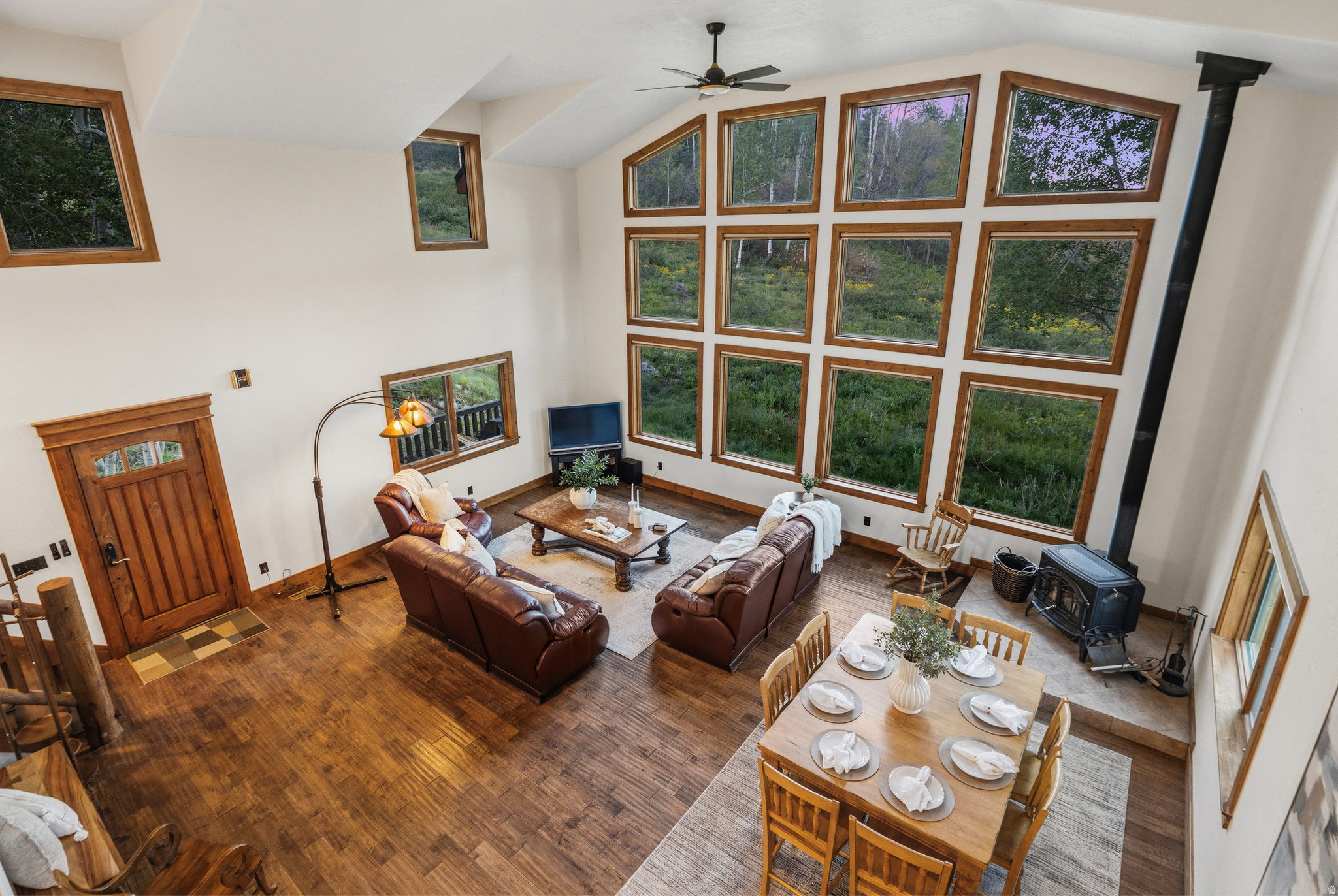 PINE MEADOWS - Residential