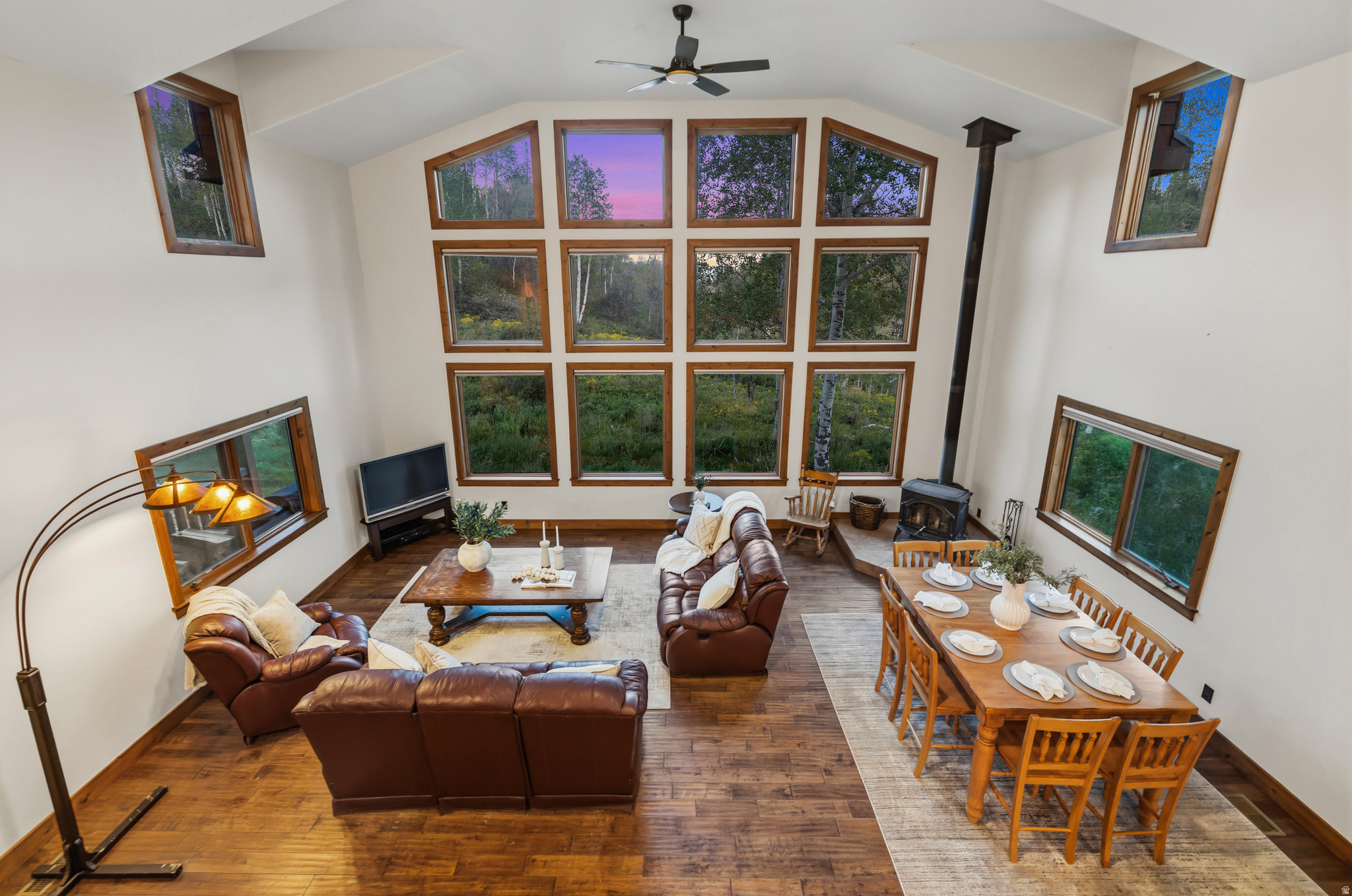 PINE MEADOWS - Residential