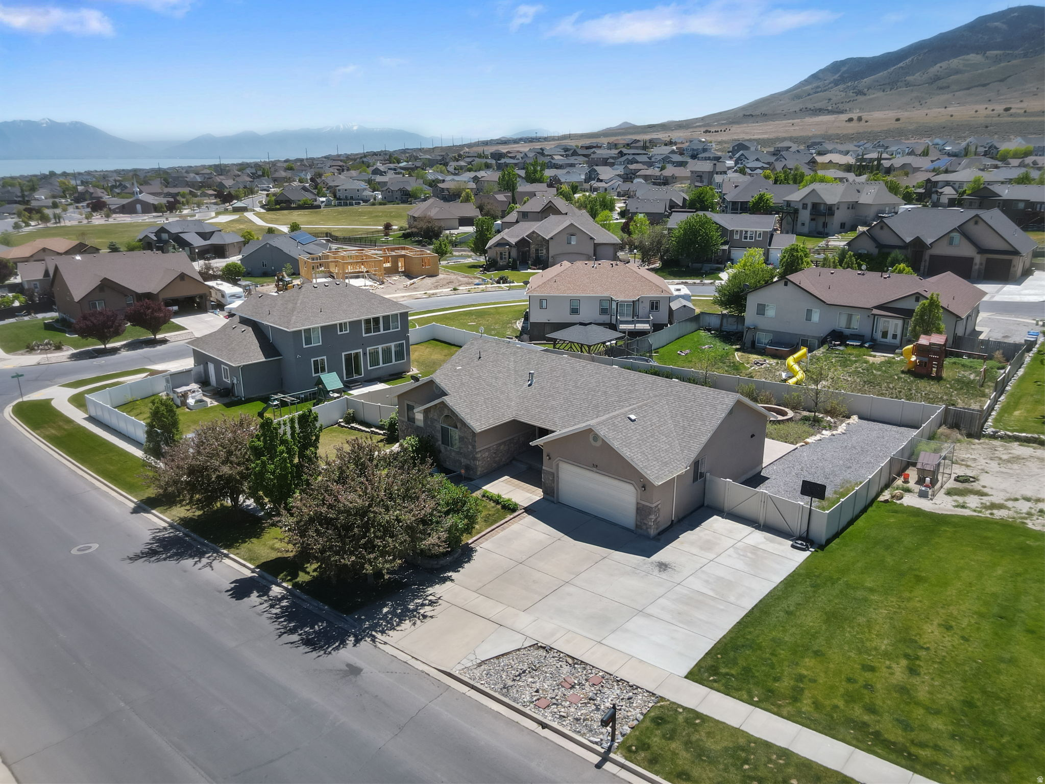 JACOBS - Residential