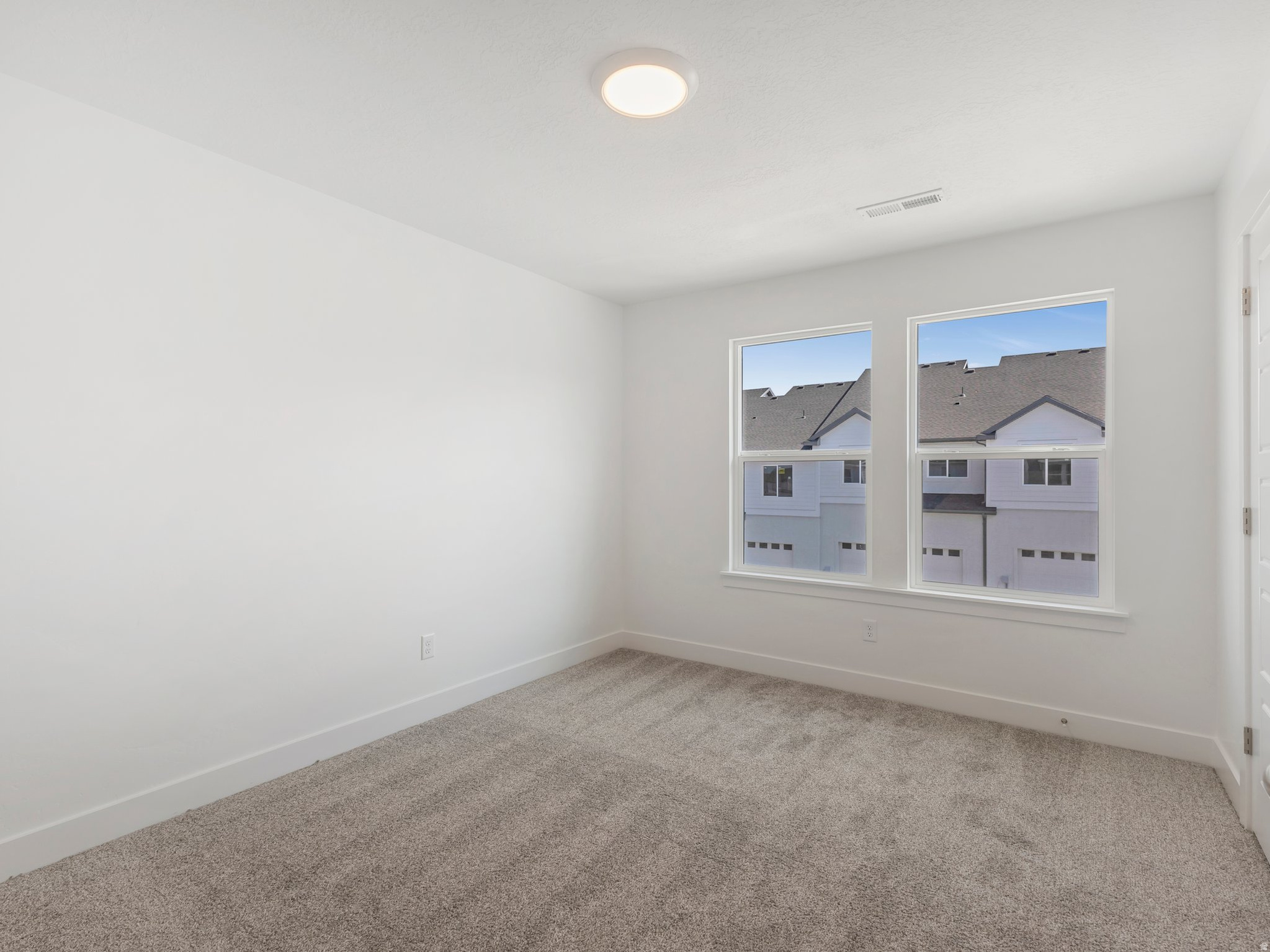 MOUNTAIN RIDGE - Residential