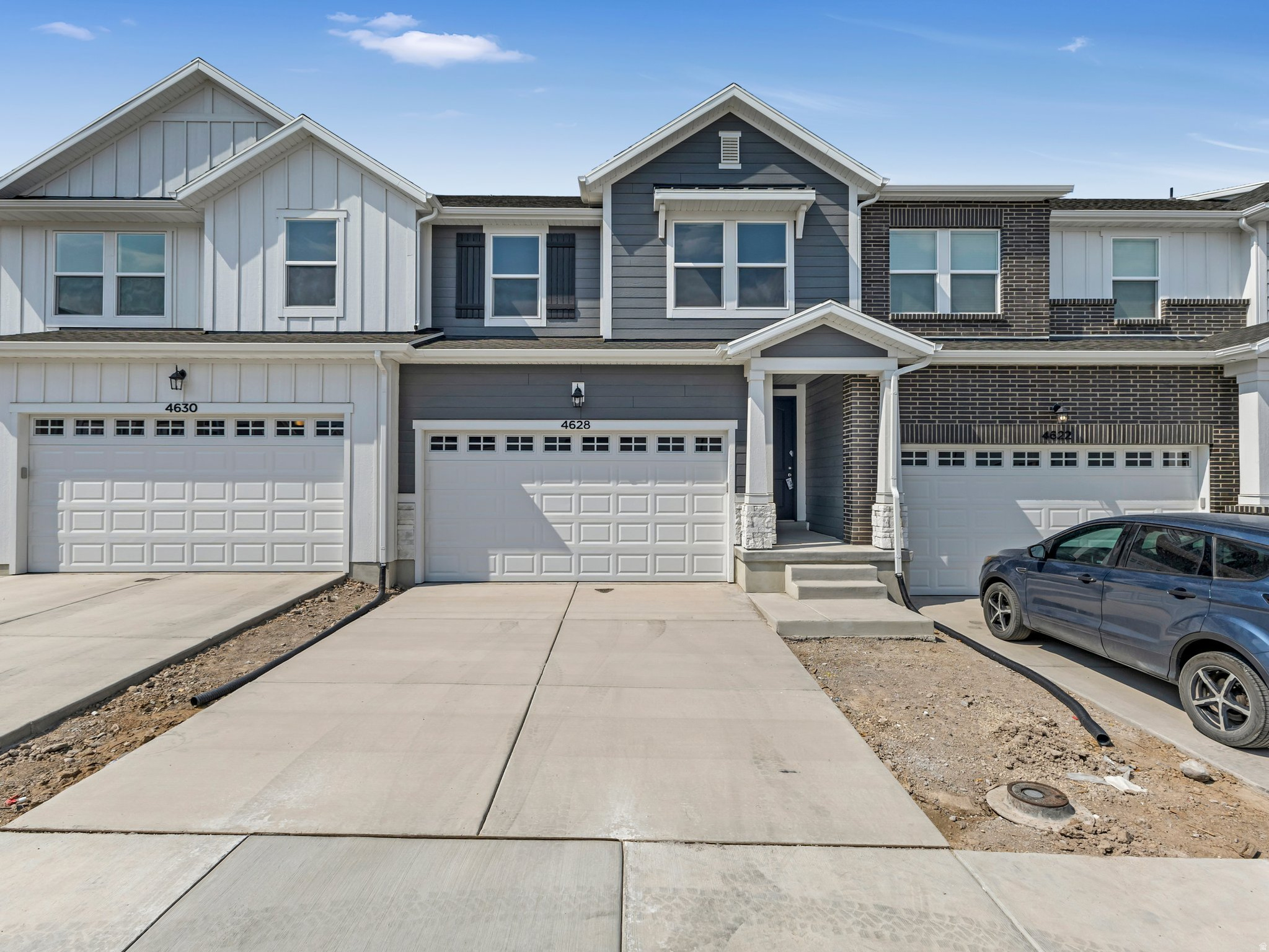 MOUNTAIN RIDGE - Residential