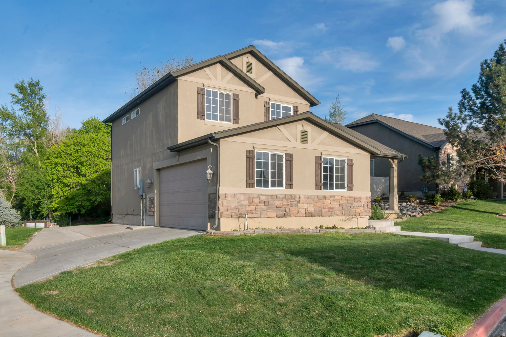 BROOKSIDE - Residential