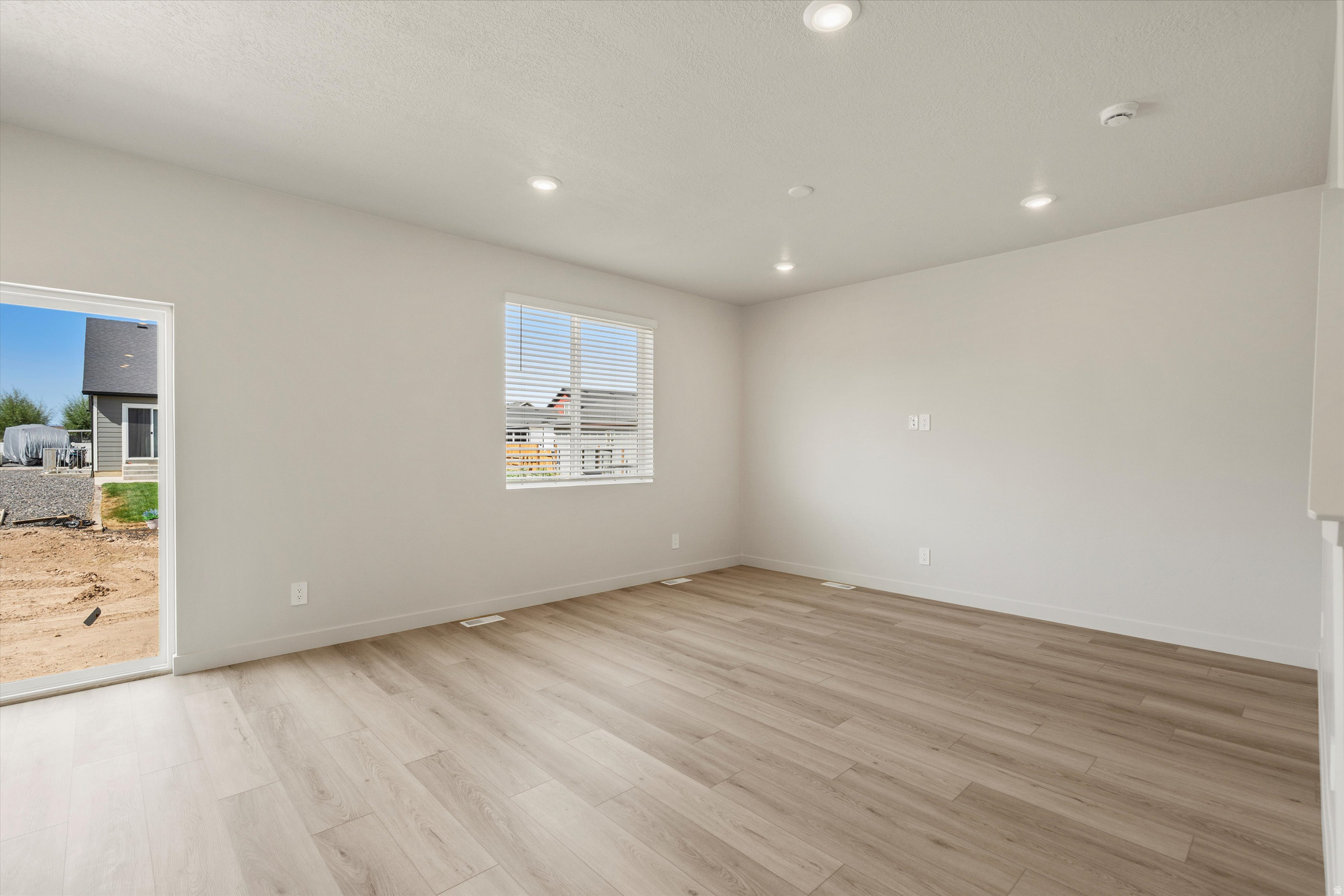 STRATTON ACRES - Residential