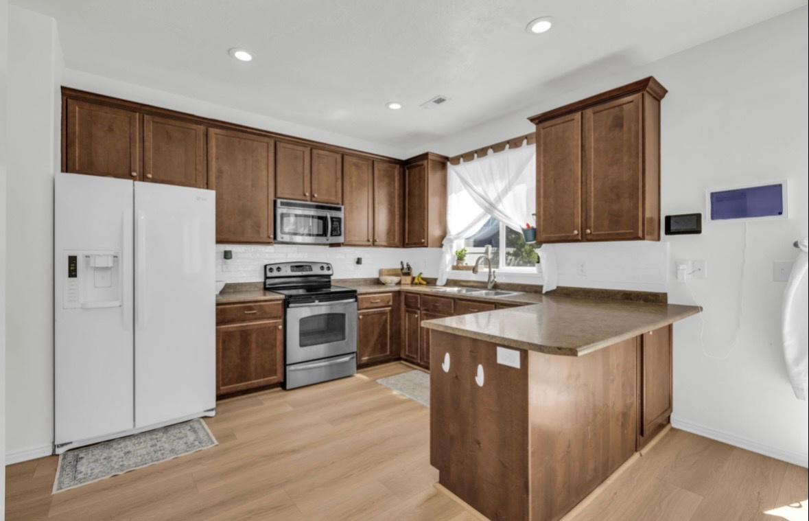 FOXBORO NORTH - Residential