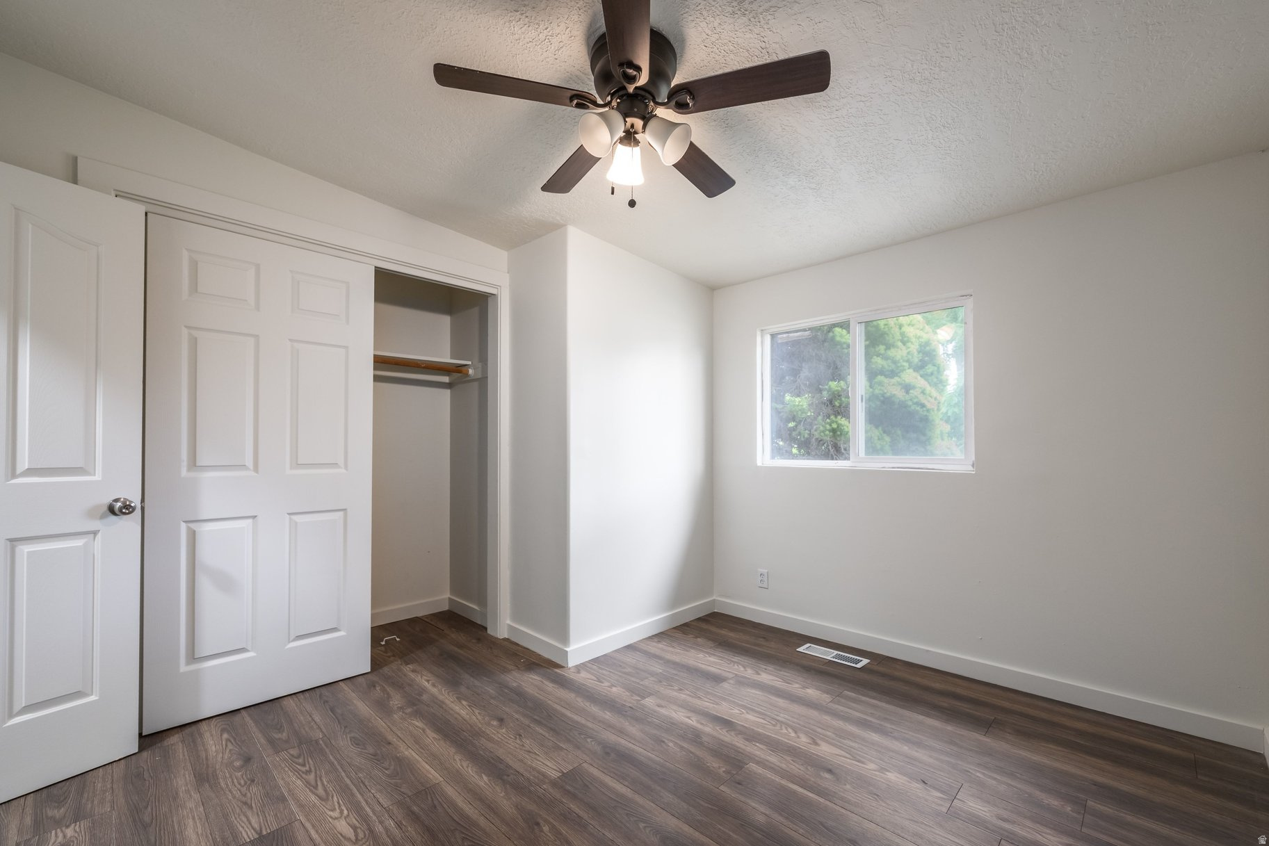 HILLSDALE - Residential