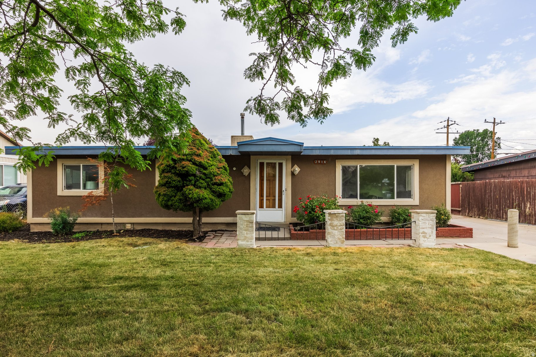 HILLSDALE - Residential