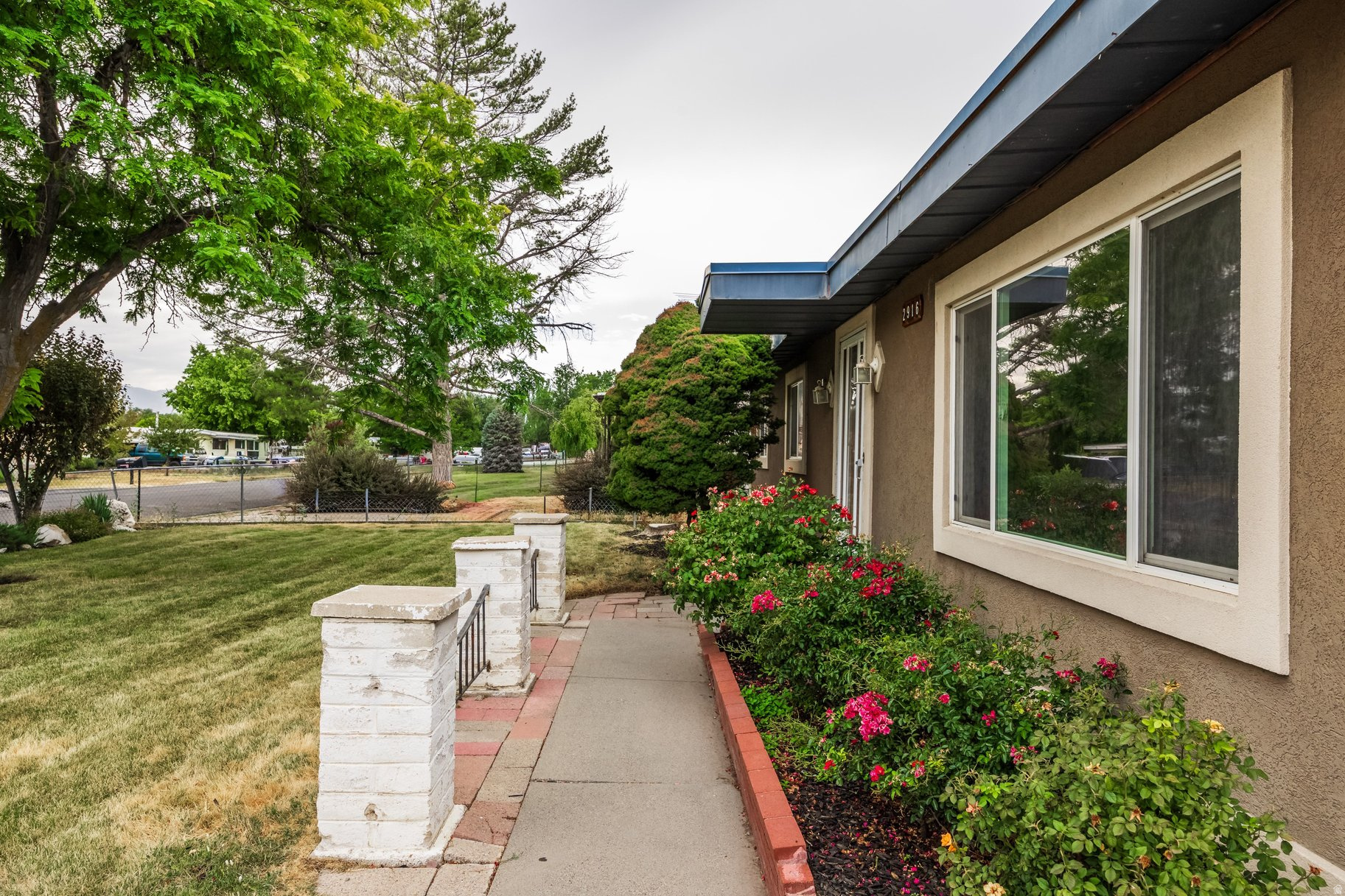 HILLSDALE - Residential