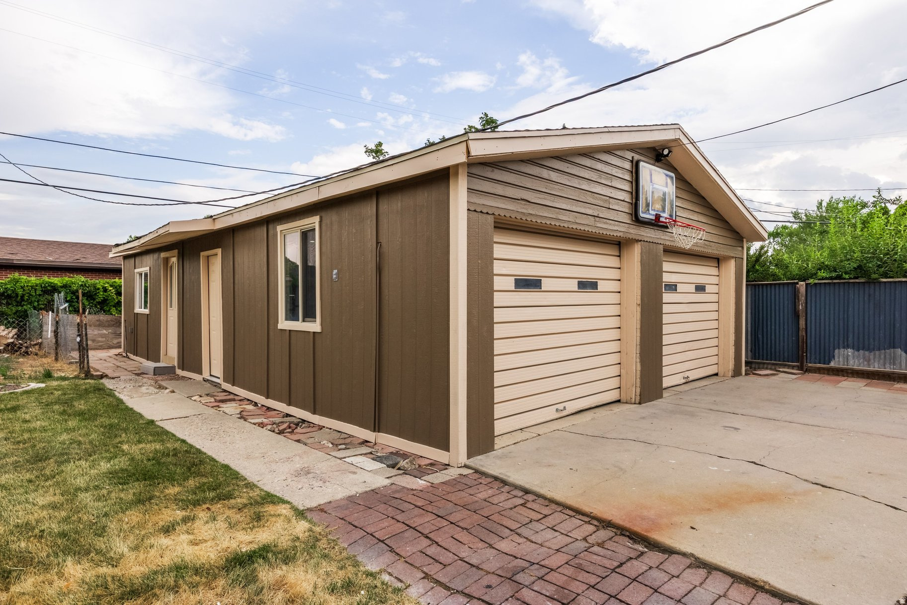 HILLSDALE - Residential