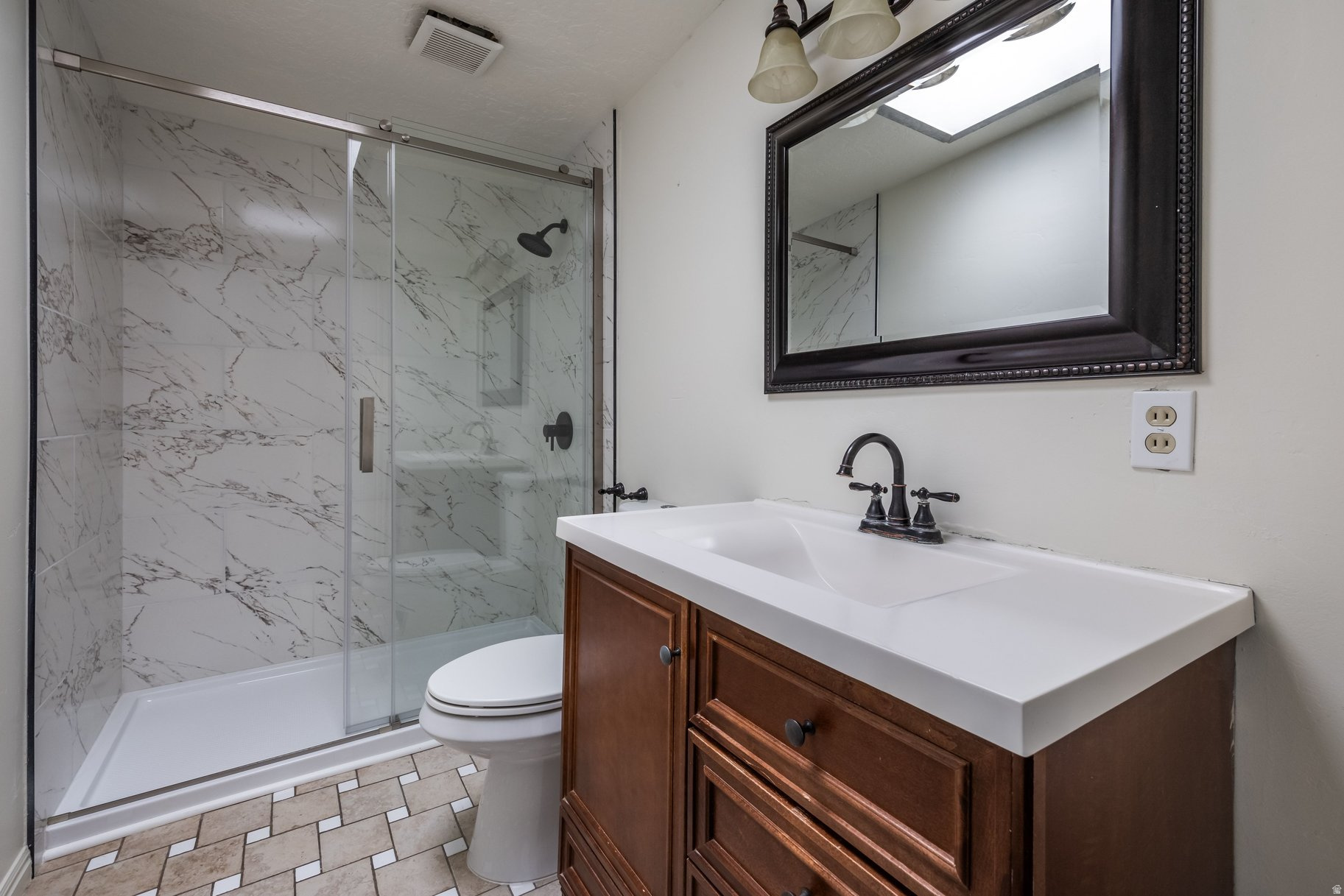 HILLSDALE - Residential