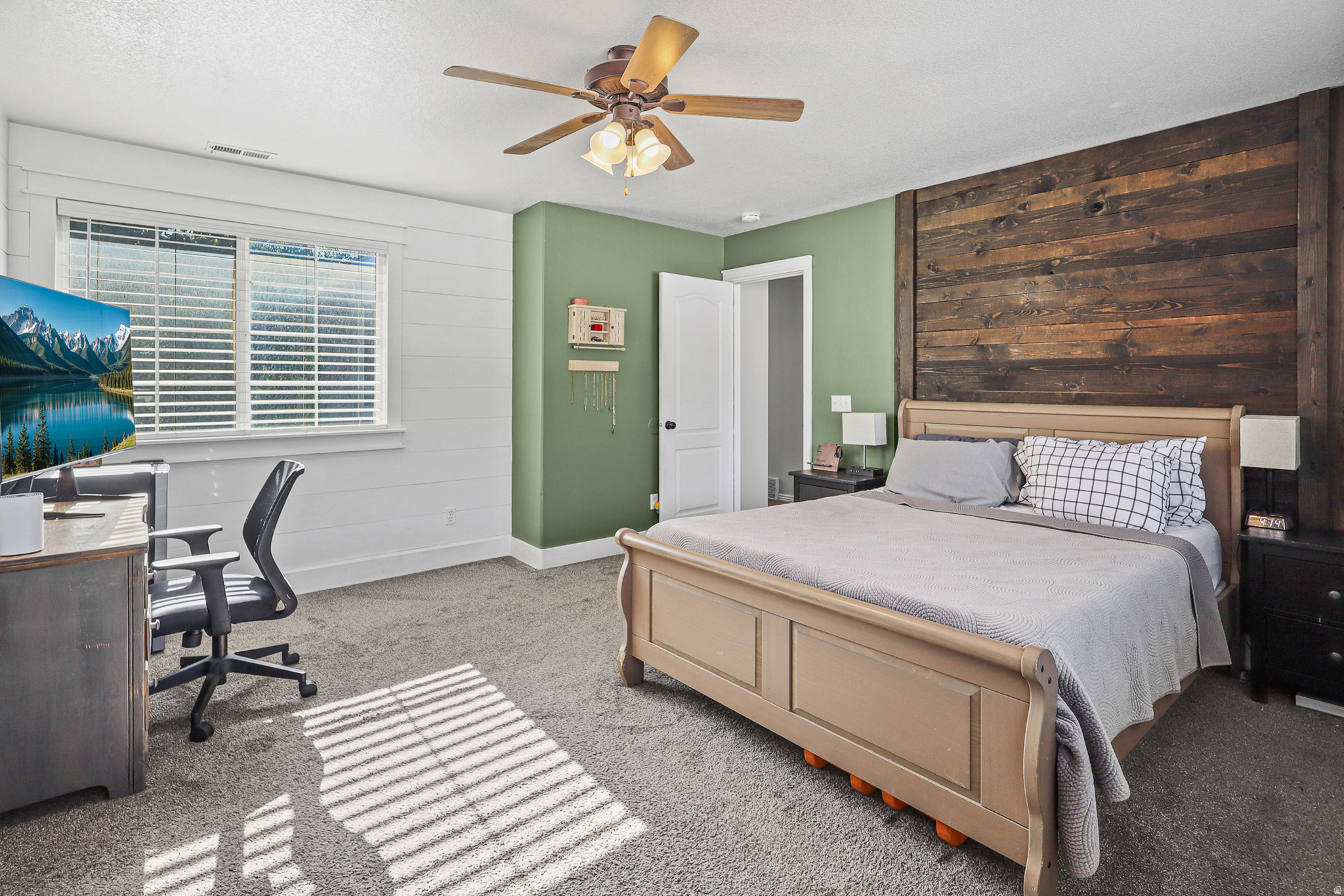 OVERLAKE ESTATES - Residential