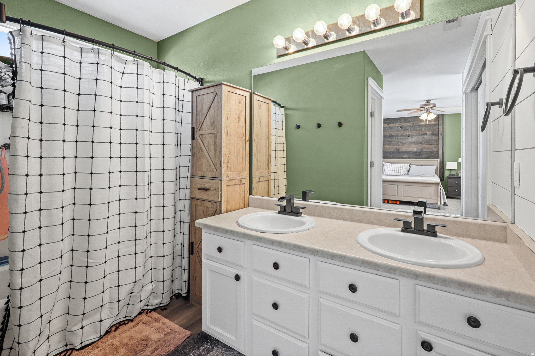 OVERLAKE ESTATES - Residential