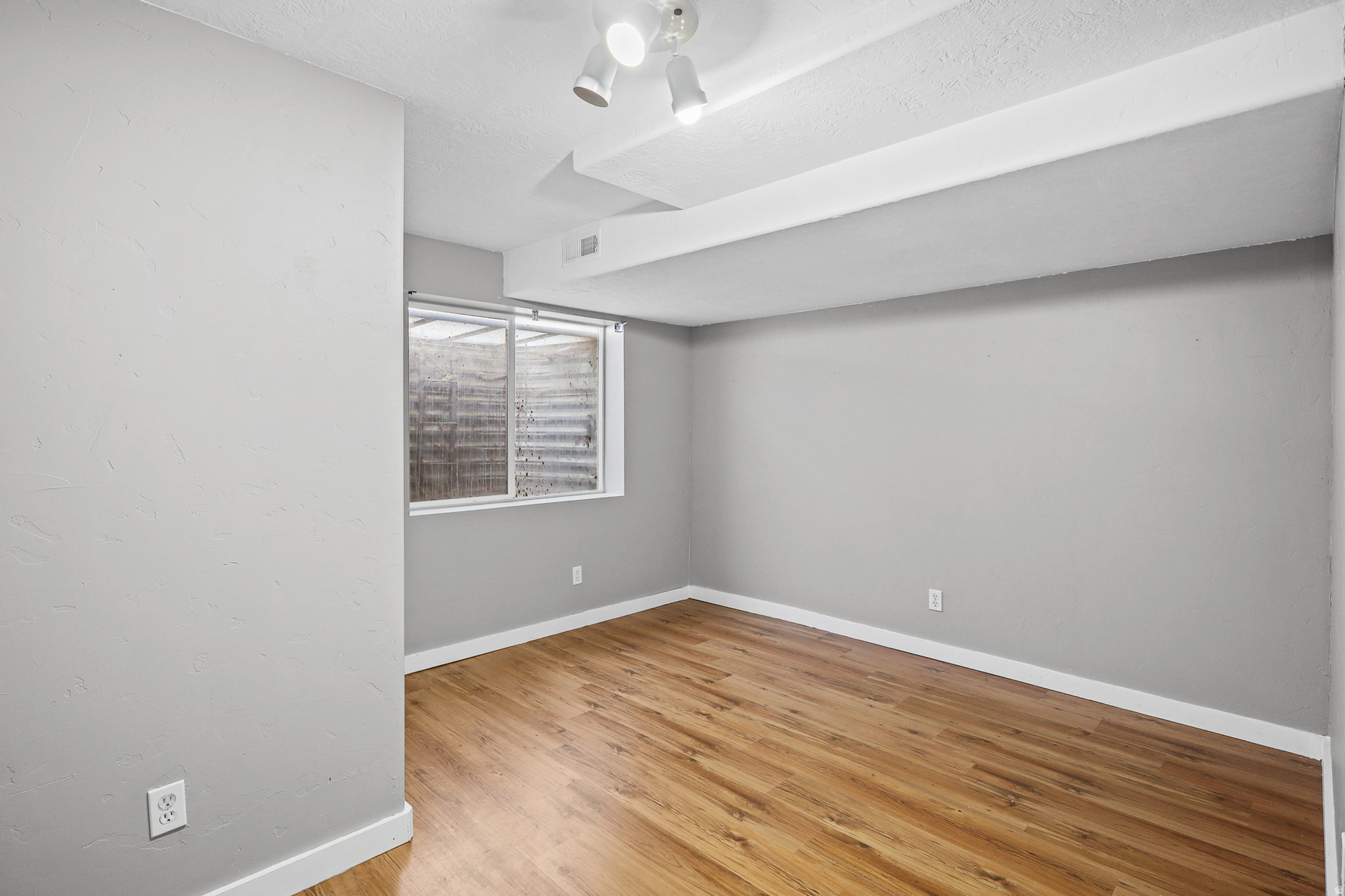 OVERLAKE ESTATES - Residential