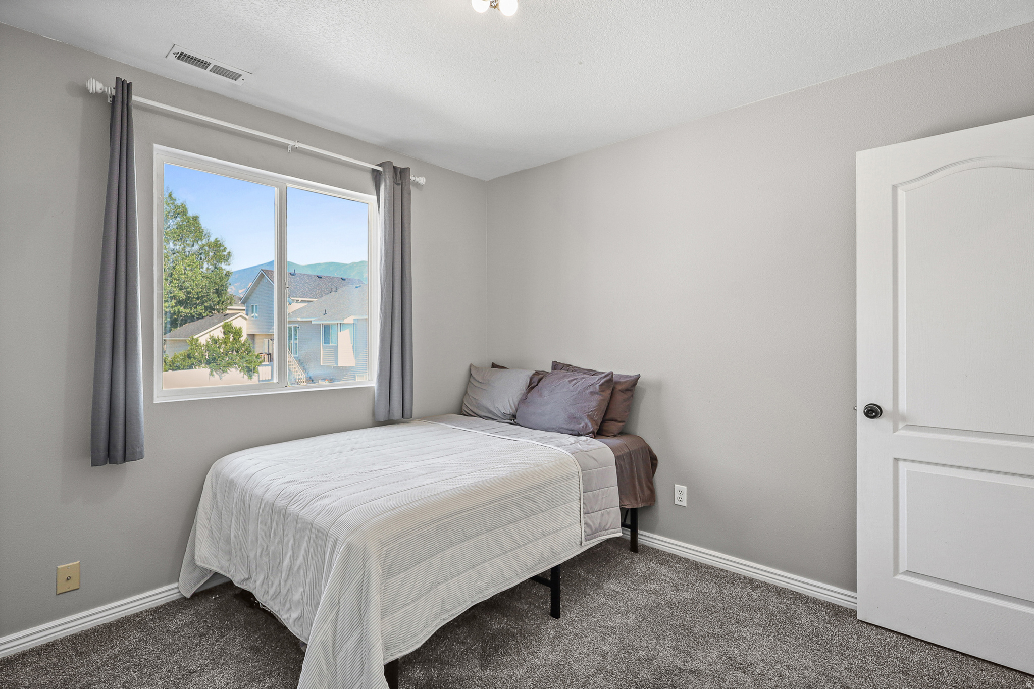 OVERLAKE ESTATES - Residential