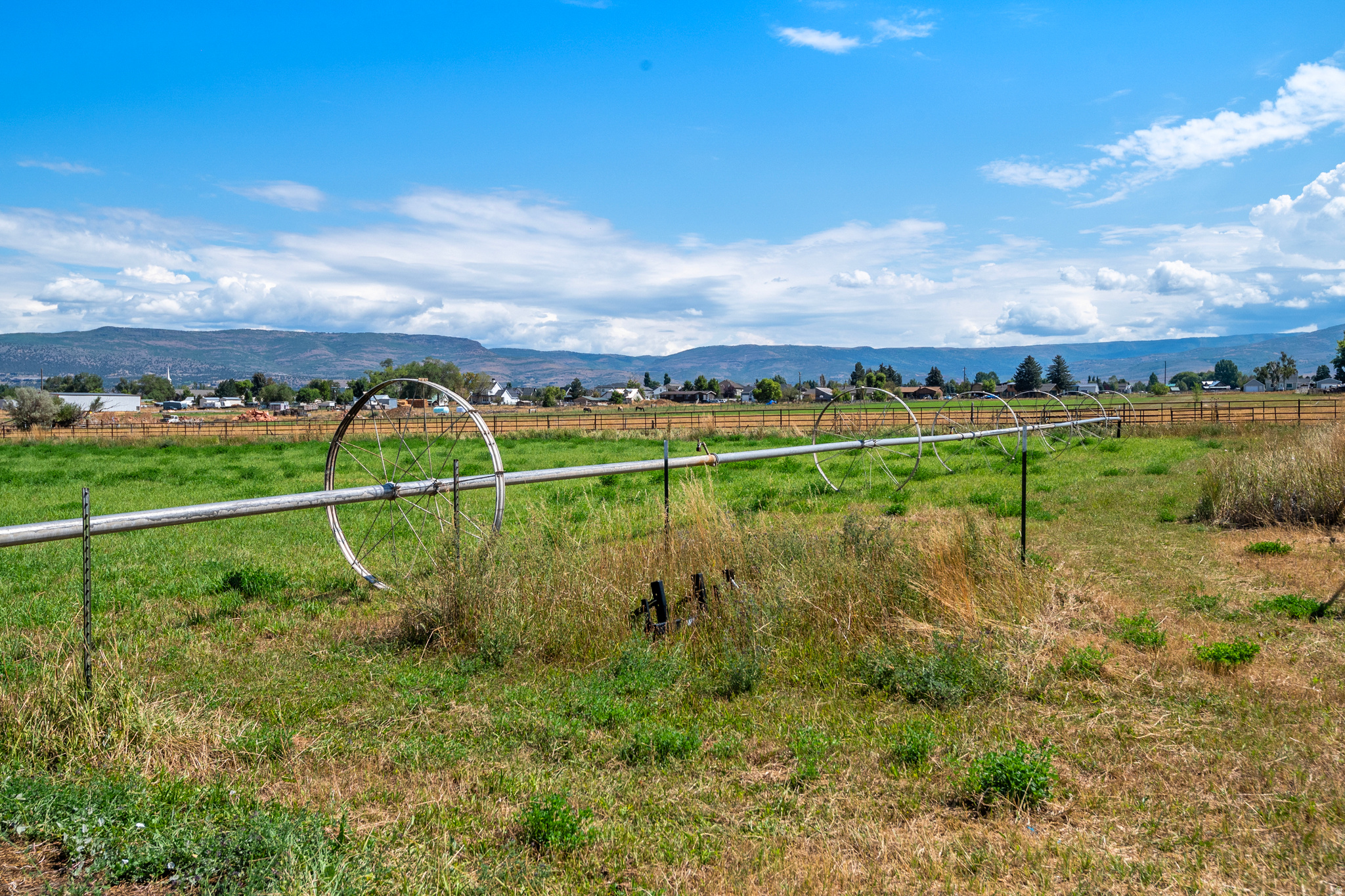 THREE FARM ESTATES - Residential