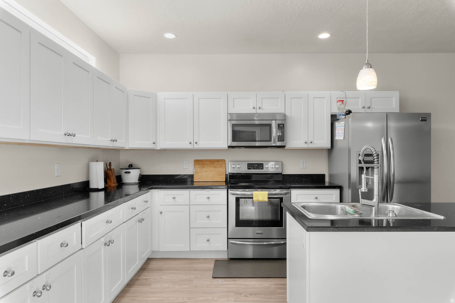 TRUONG TOWNHOMES - Residential