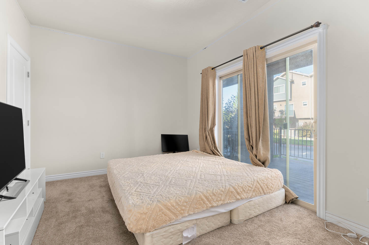 TRUONG TOWNHOMES - Residential