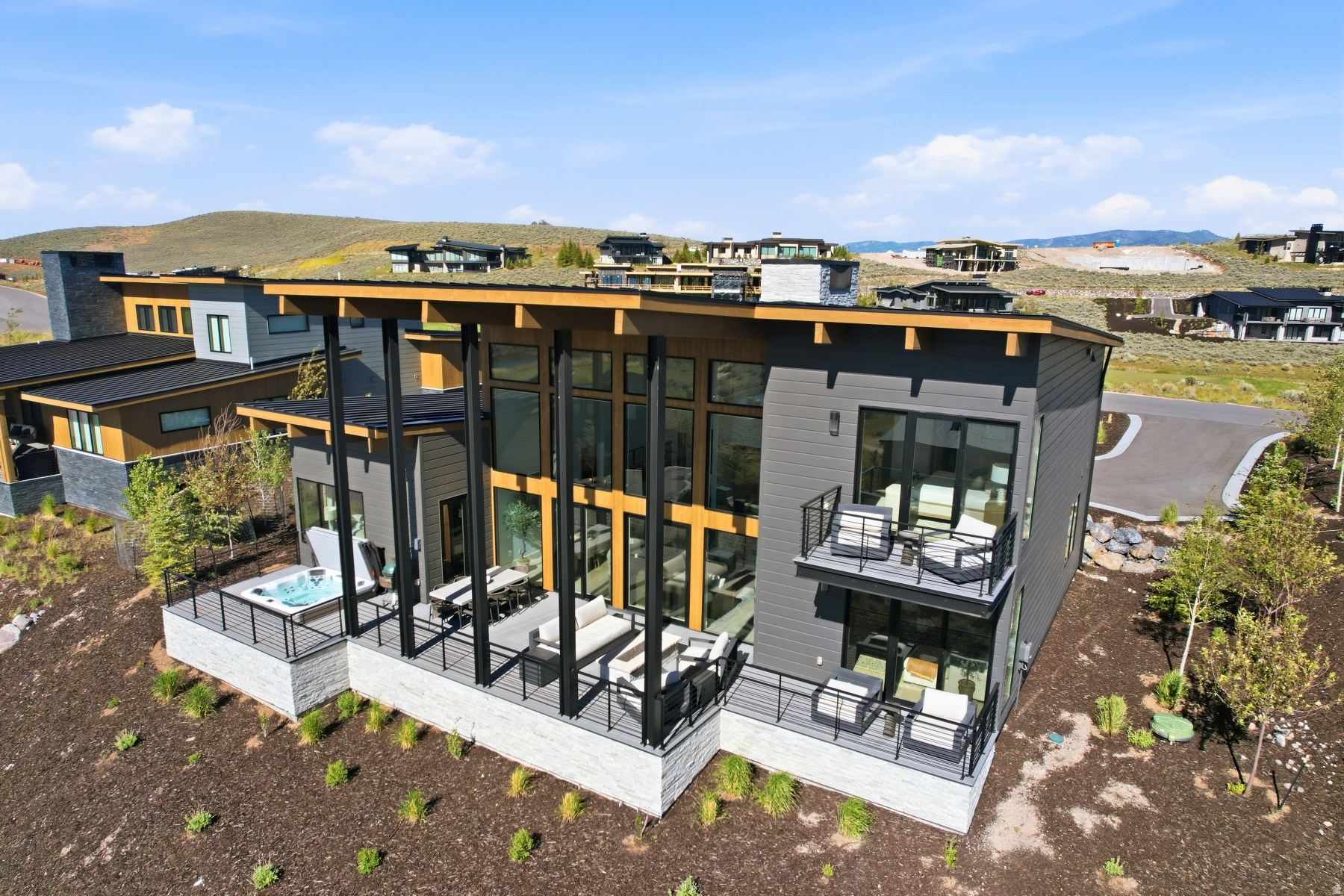 VILLAS AT VISTA POINT - Residential